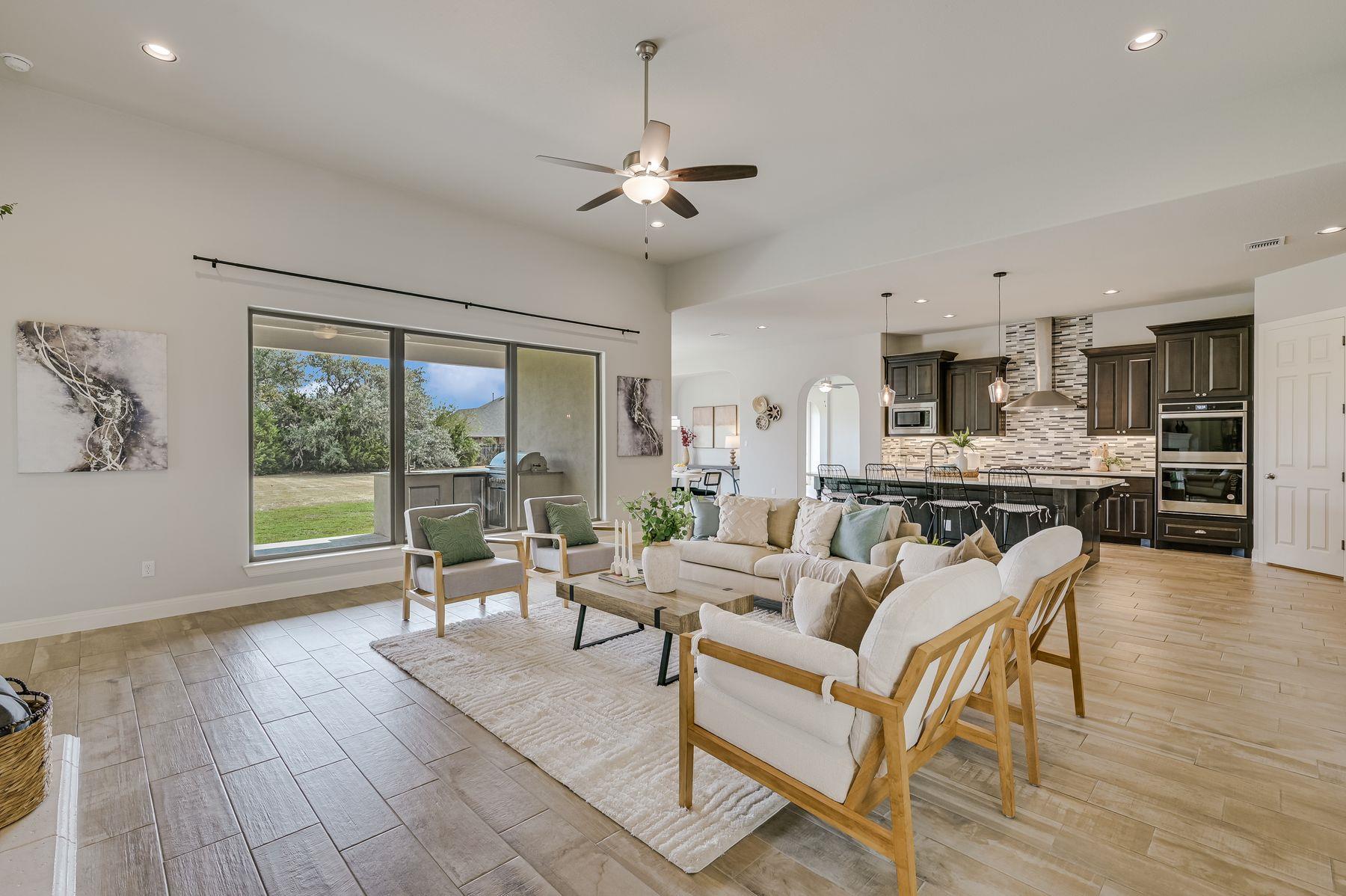 227 Dally Ct Property Photo 2