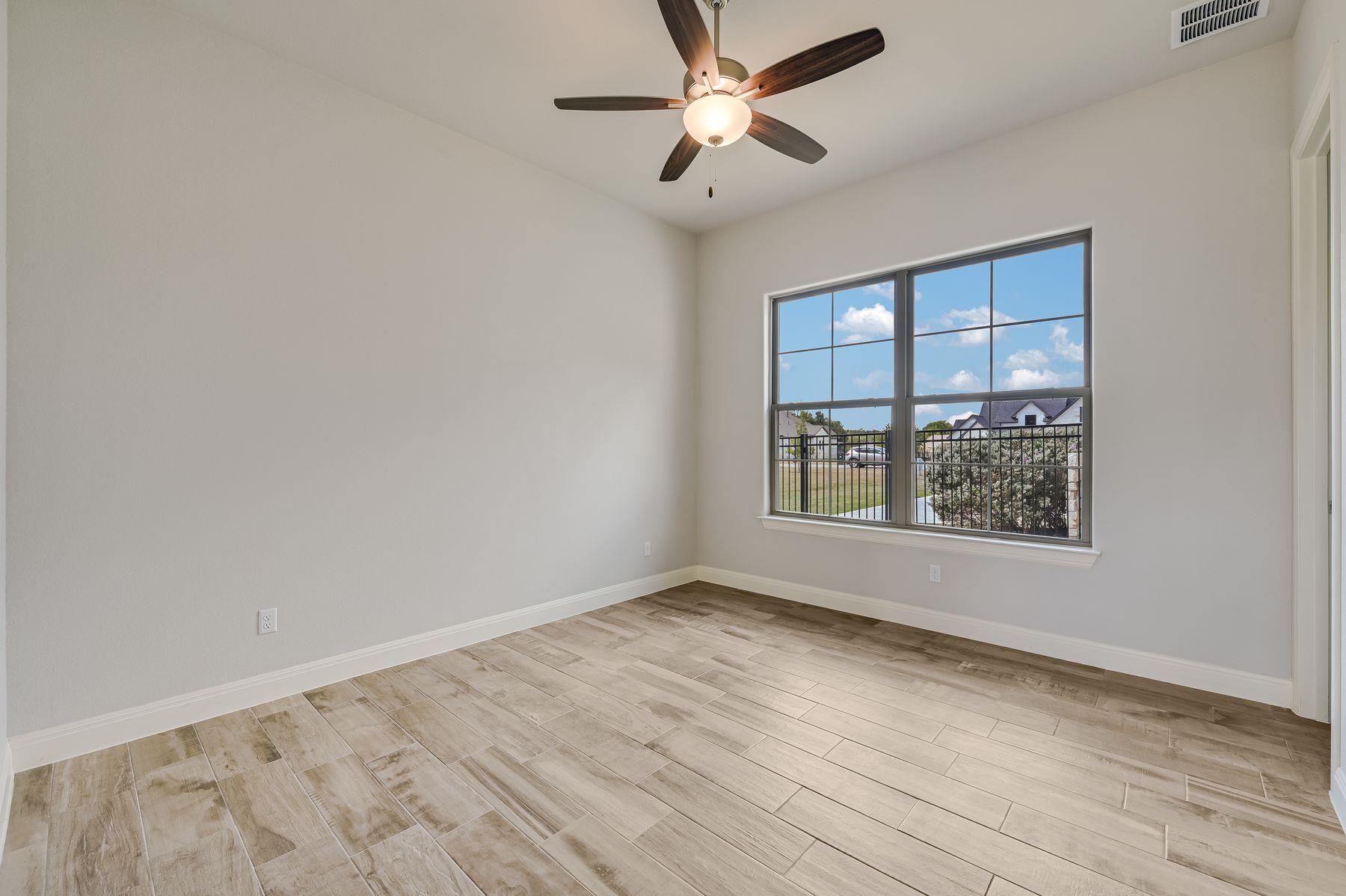 227 Dally Ct Property Photo 25