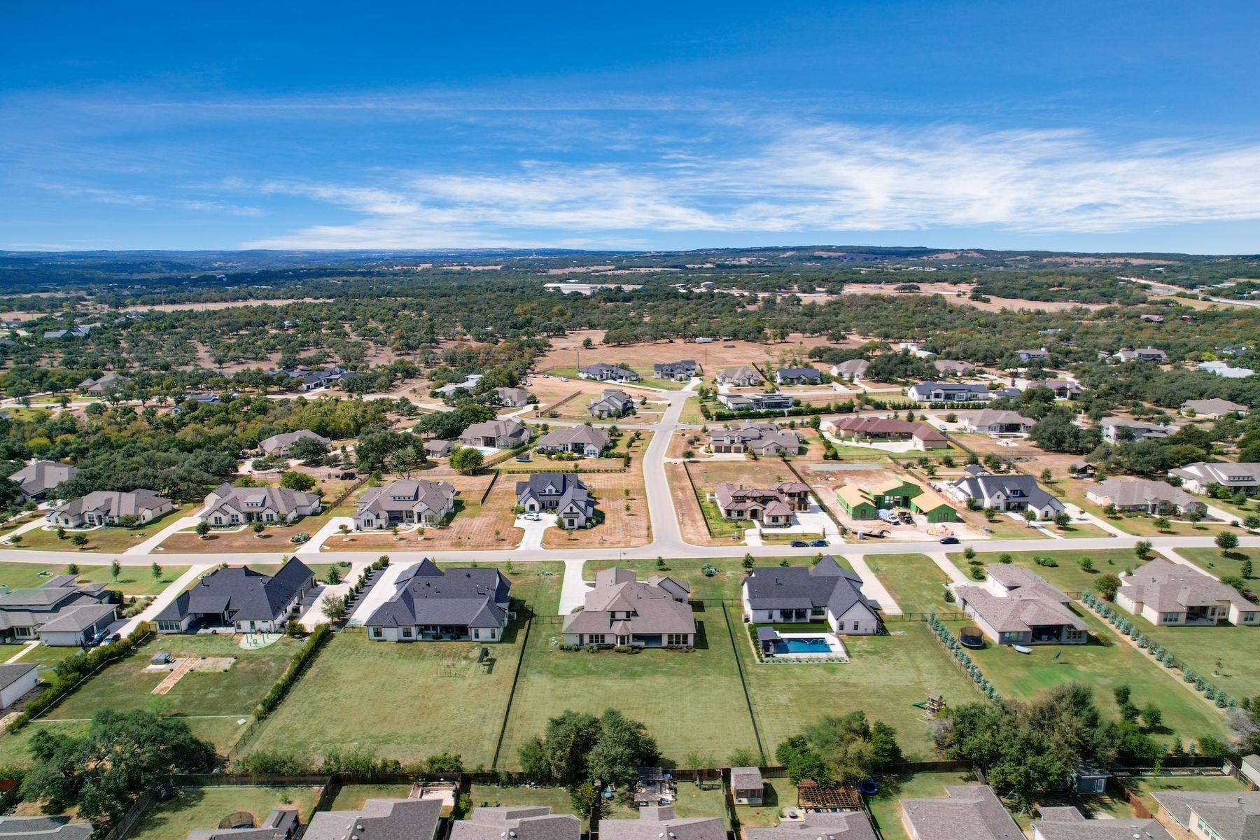 227 Dally Ct Property Photo 37