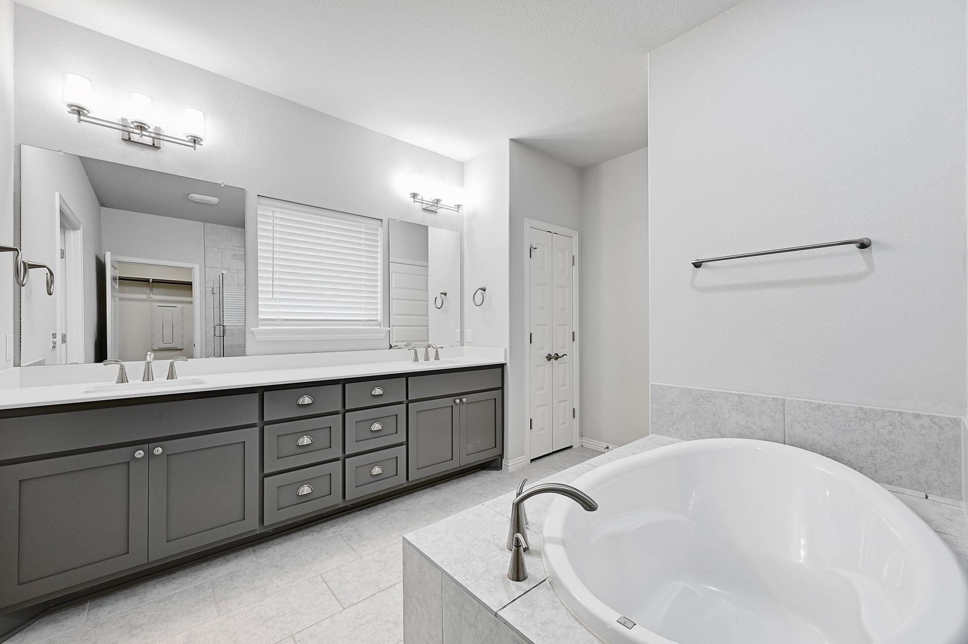 8816 Mina Dr Property Photo 10