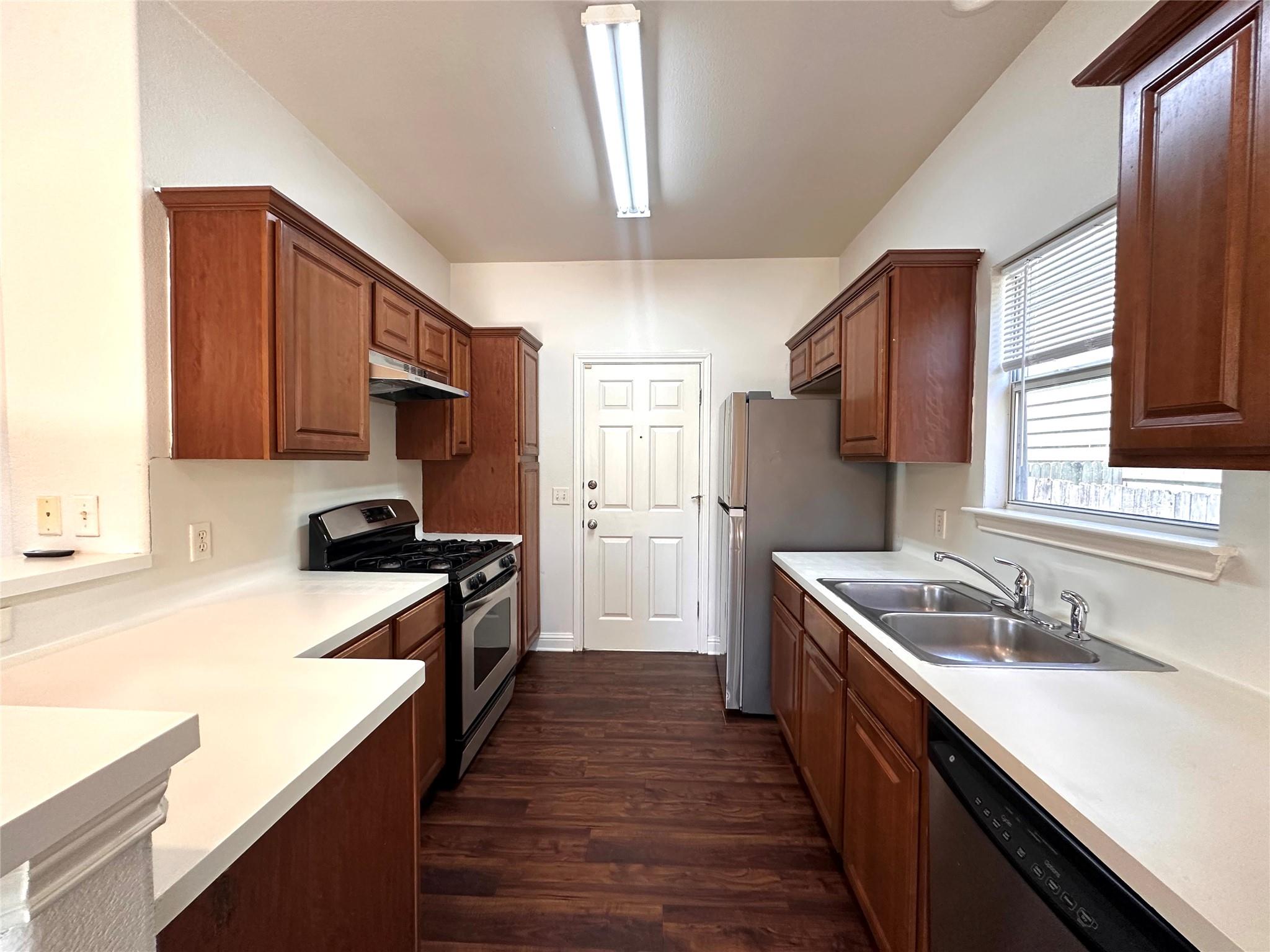 506 Delmar Ave #b Property Photo 6
