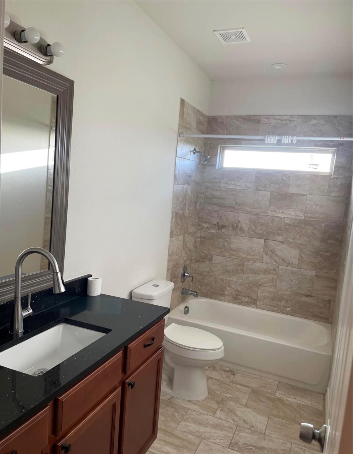10342 Doyle Rd #2c Property Photo 6