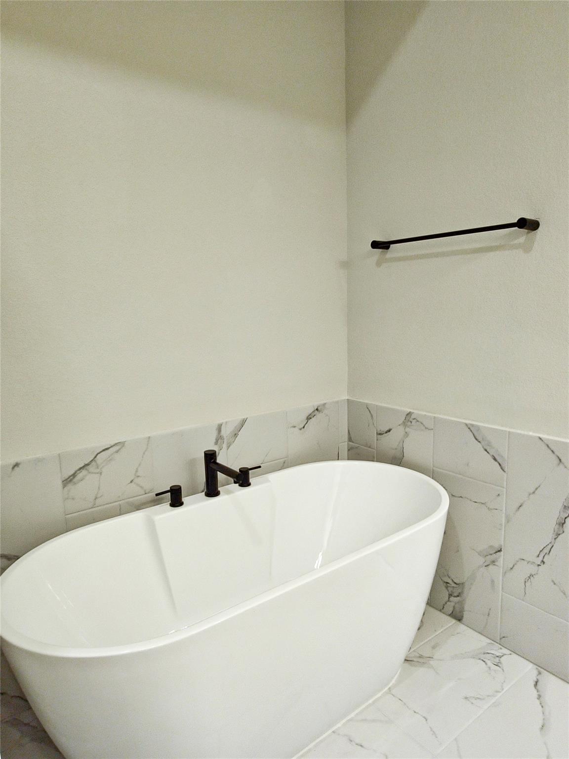 225 John Webster St Property Photo 20