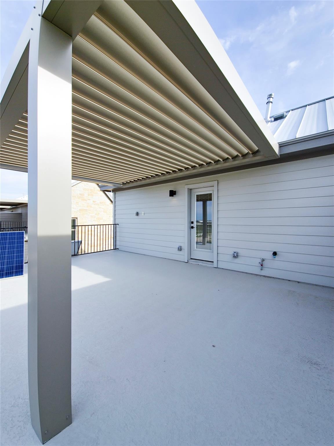225 John Webster St Property Photo 32