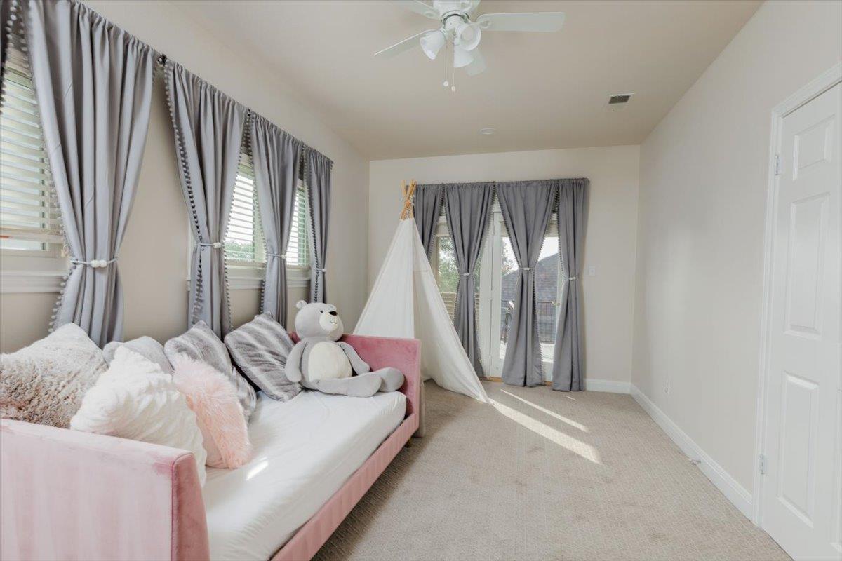 403 Golf Crest Ln Property Photo 19