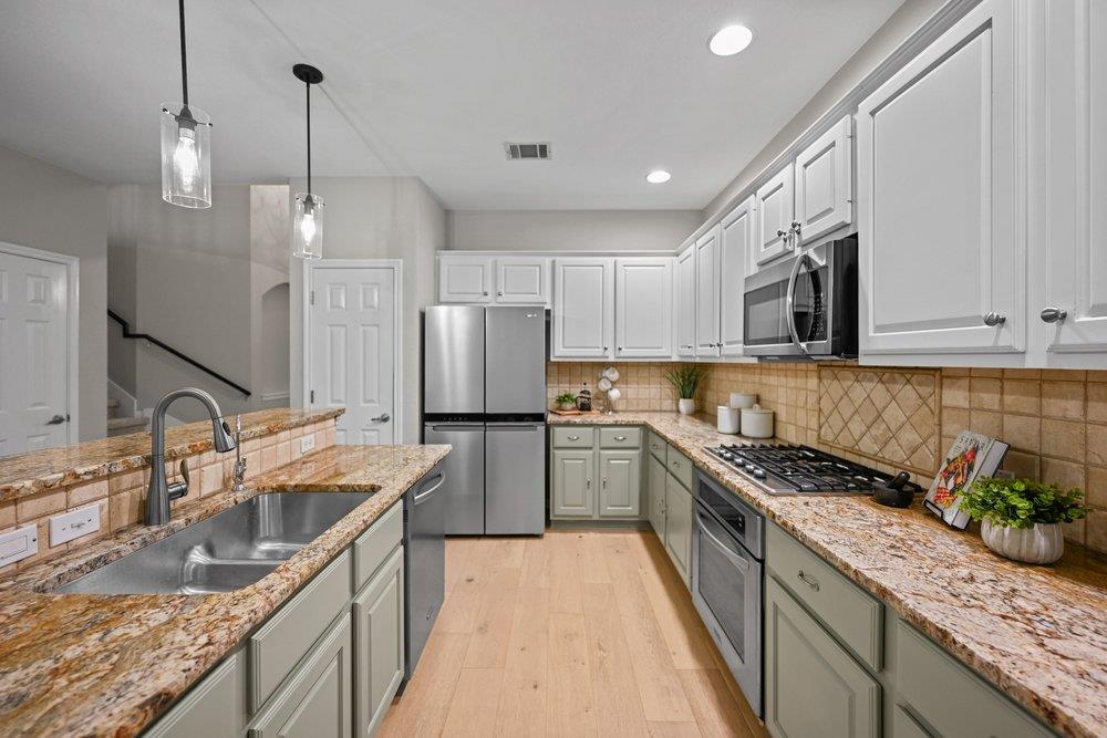 2823 Lantana Ridge Dr Property Photo 11