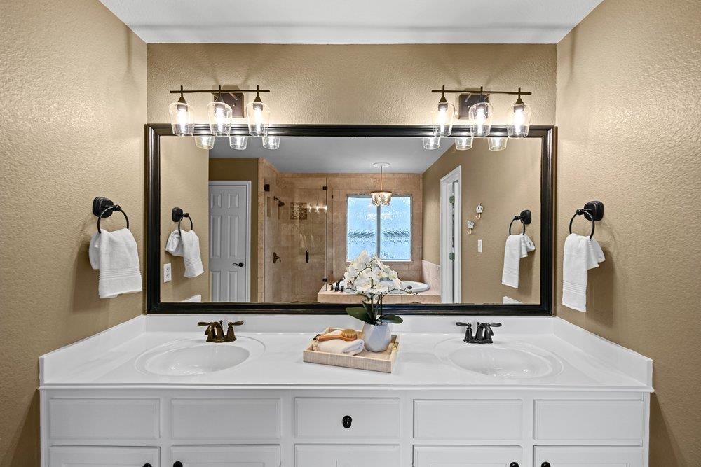 2823 Lantana Ridge Dr Property Photo 20