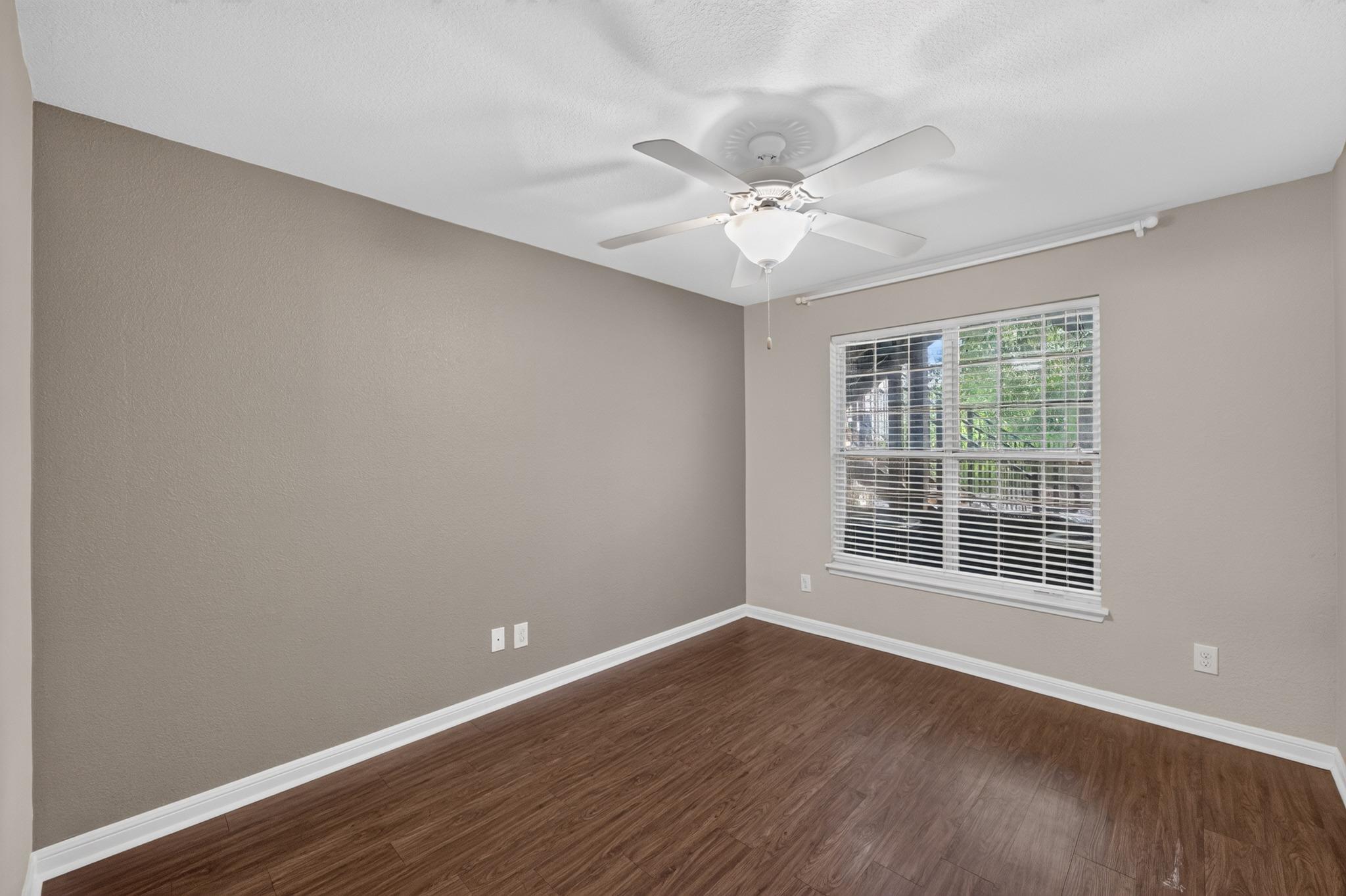 7685 Northcross Dr #1101 Property Photo 13