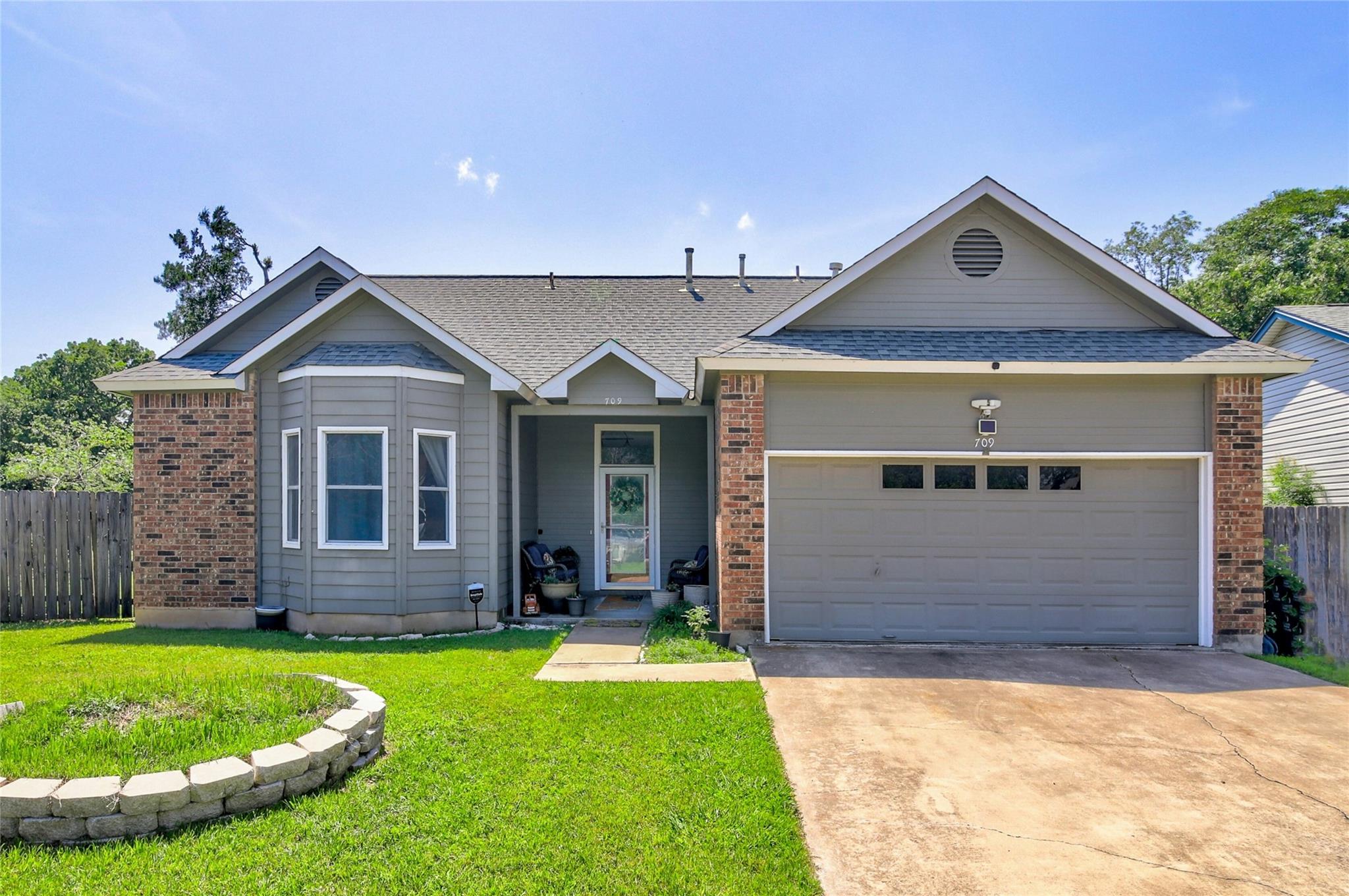 709 Sapling Cv Property Photo 1