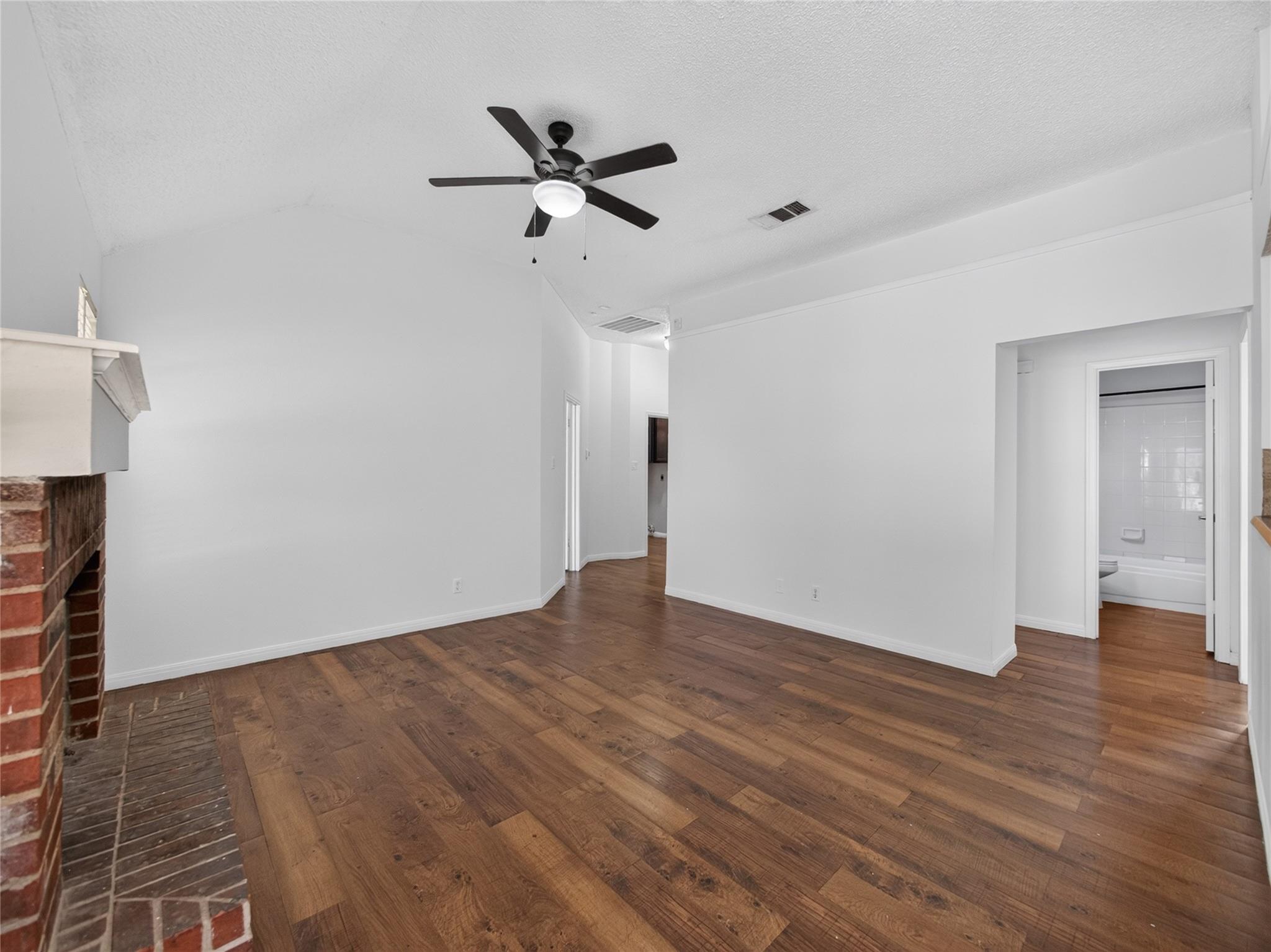 2603 Remington Dr Property Photo 5