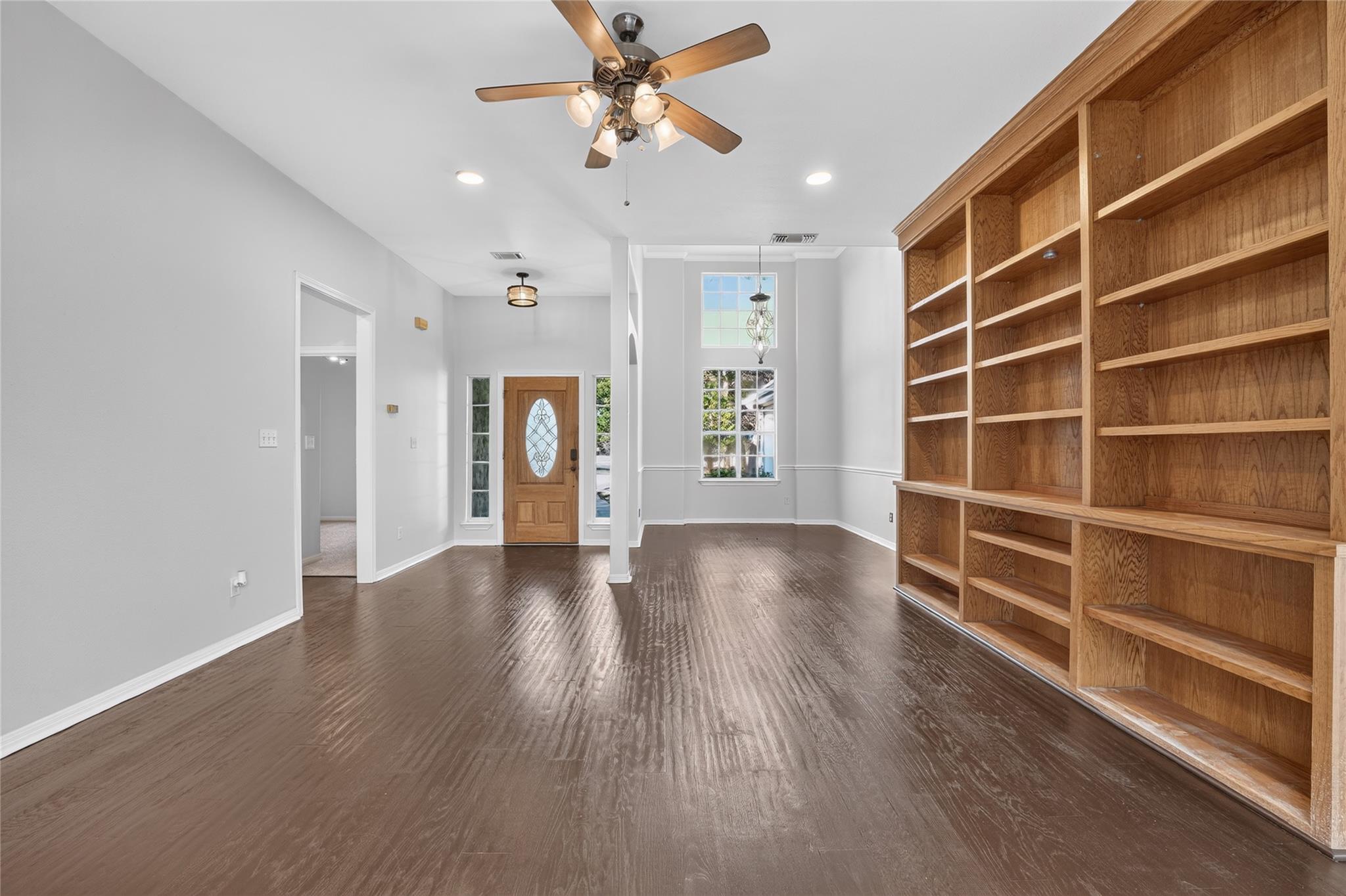 4 Cedarwood Cir Property Photo 8