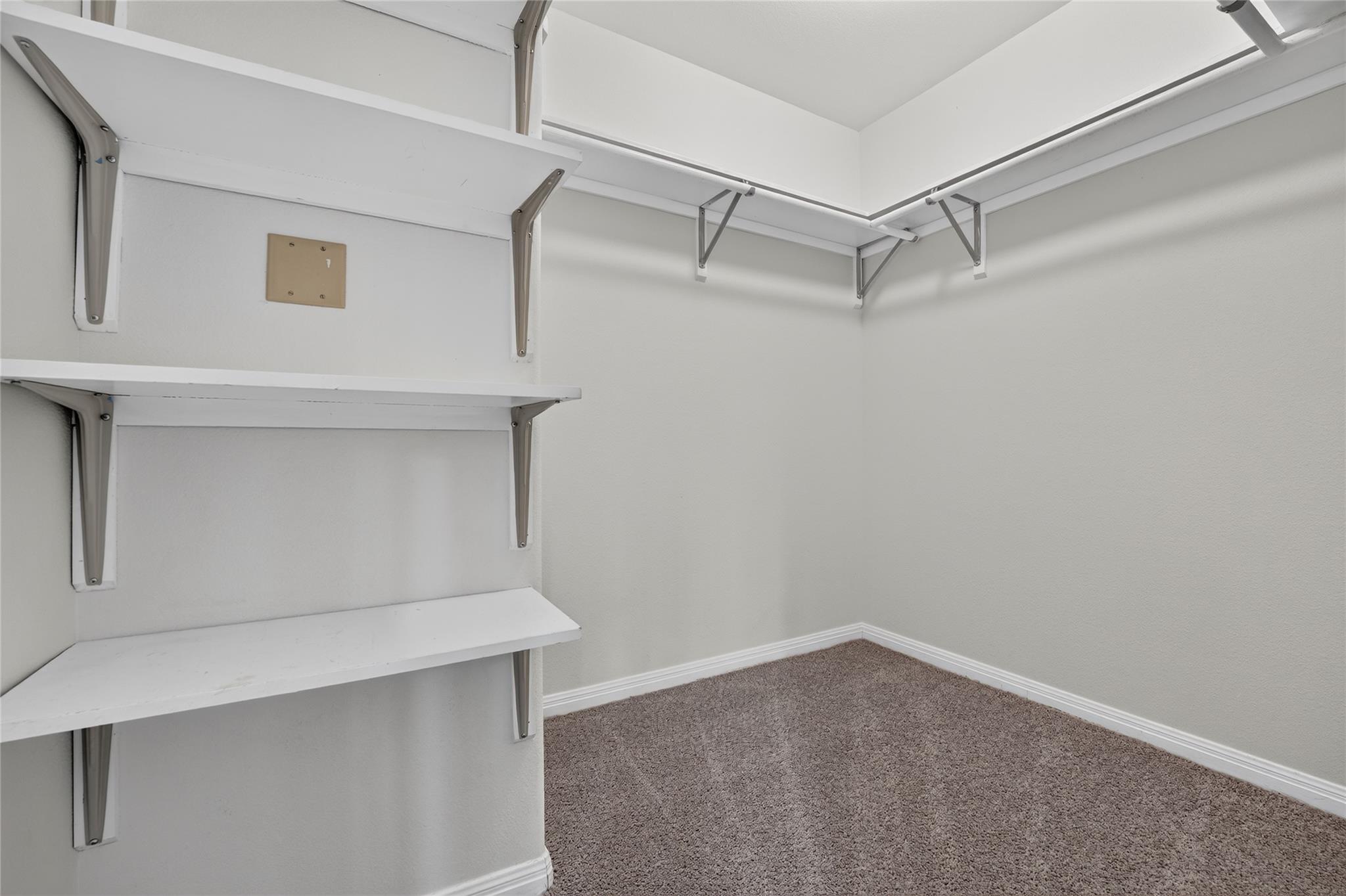 4 Cedarwood Cir Property Photo 23
