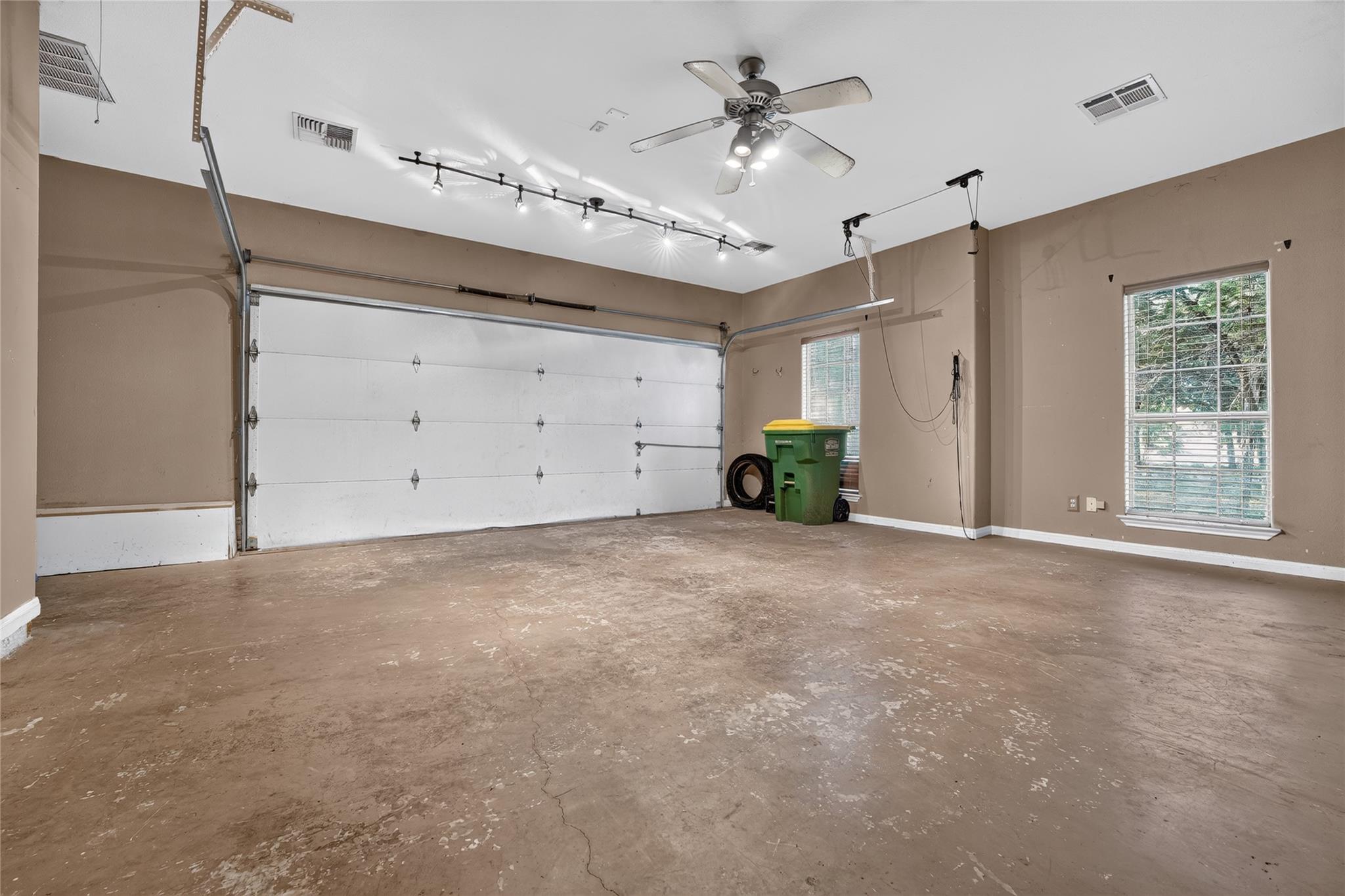 4 Cedarwood Cir Property Photo 26