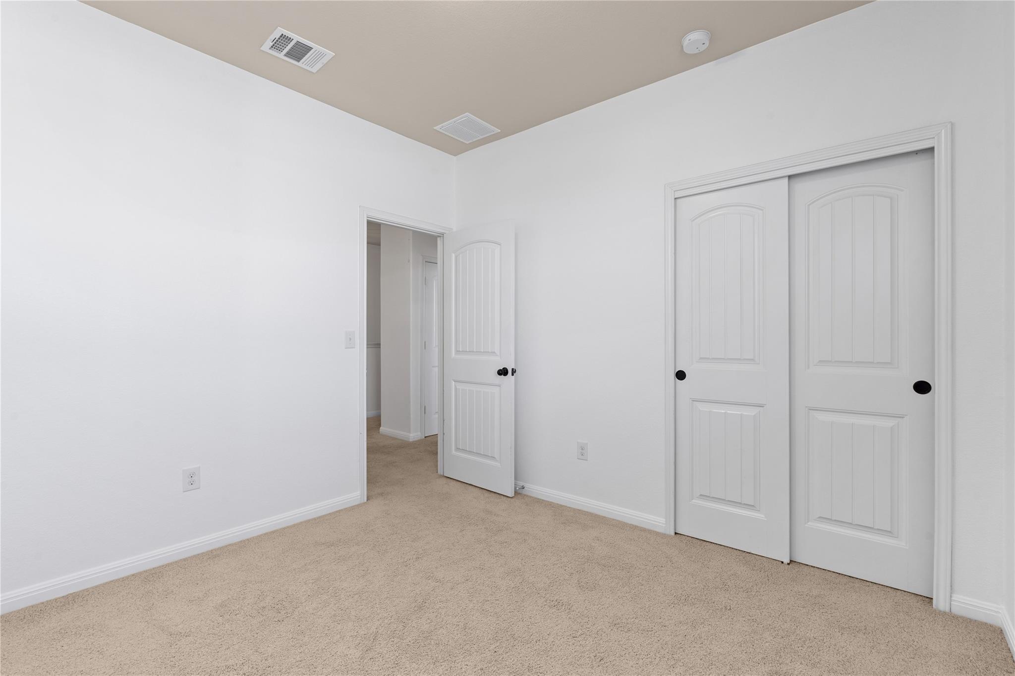 419 Epiphany Ln Property Photo 20