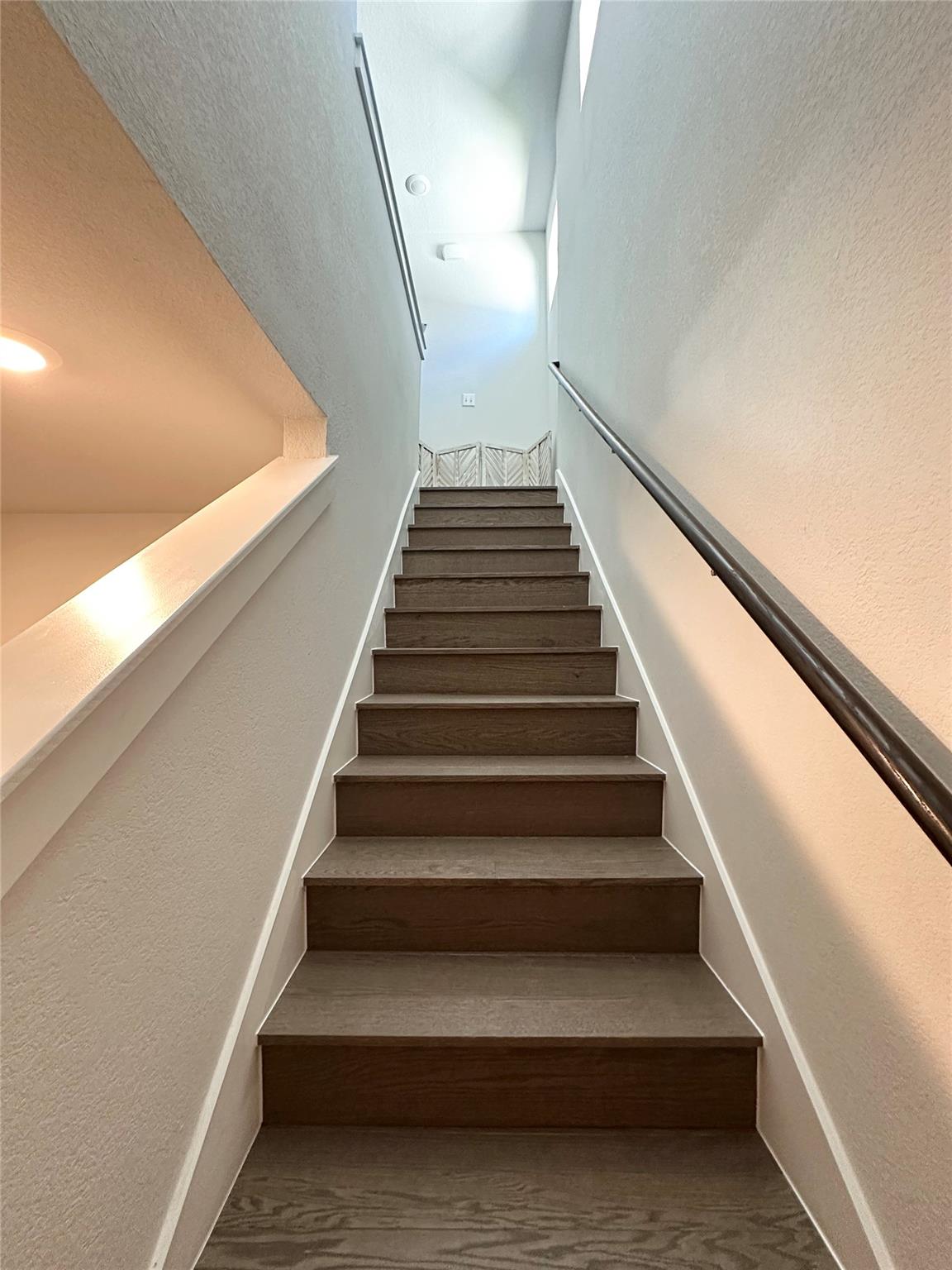 8511 Cumbrae Ln Property Photo 16