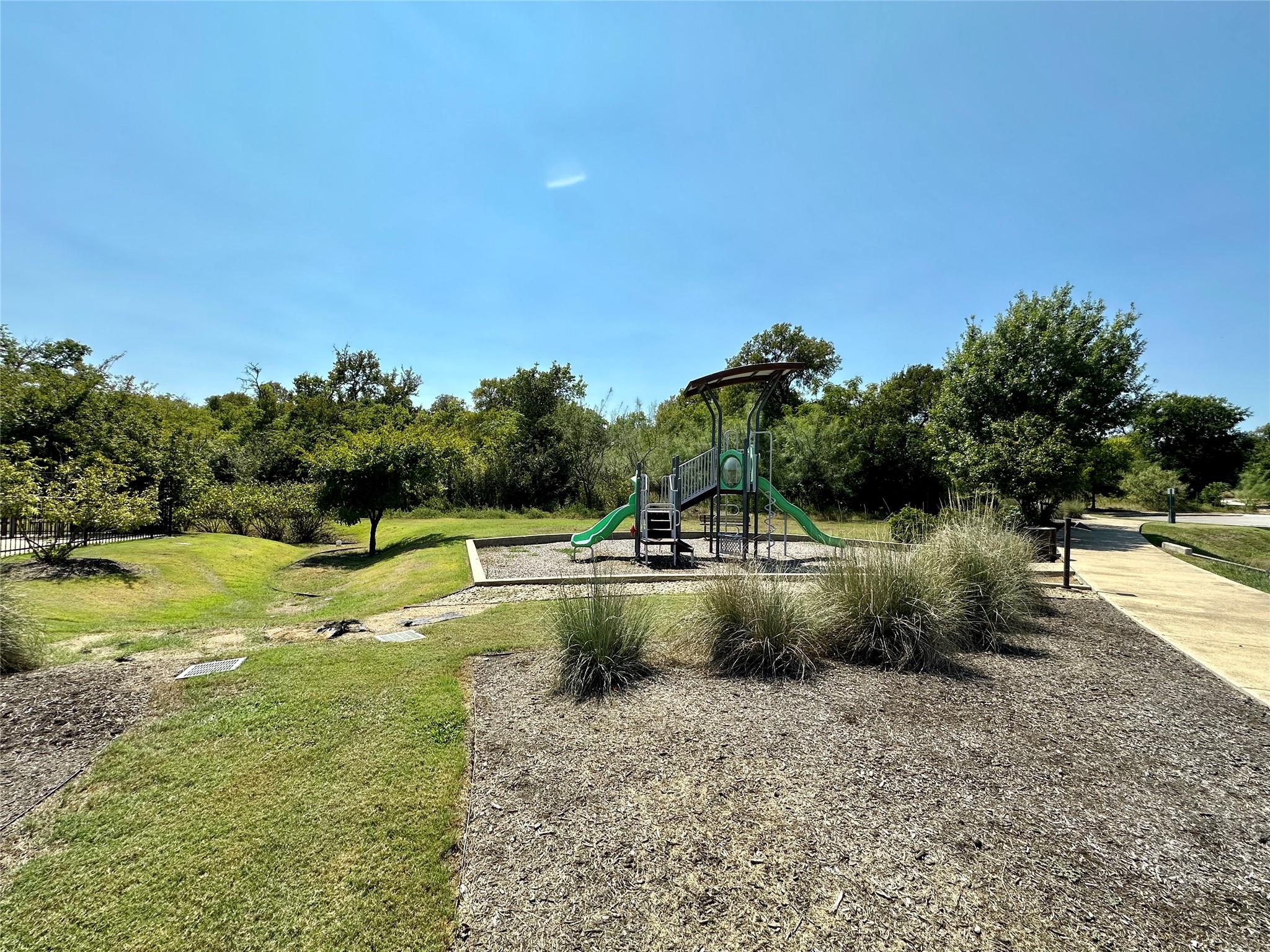 8511 Cumbrae Ln Property Photo 31