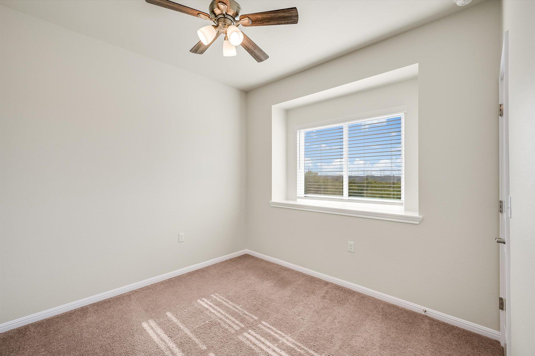 16309 Fetching Ave Property Photo 18