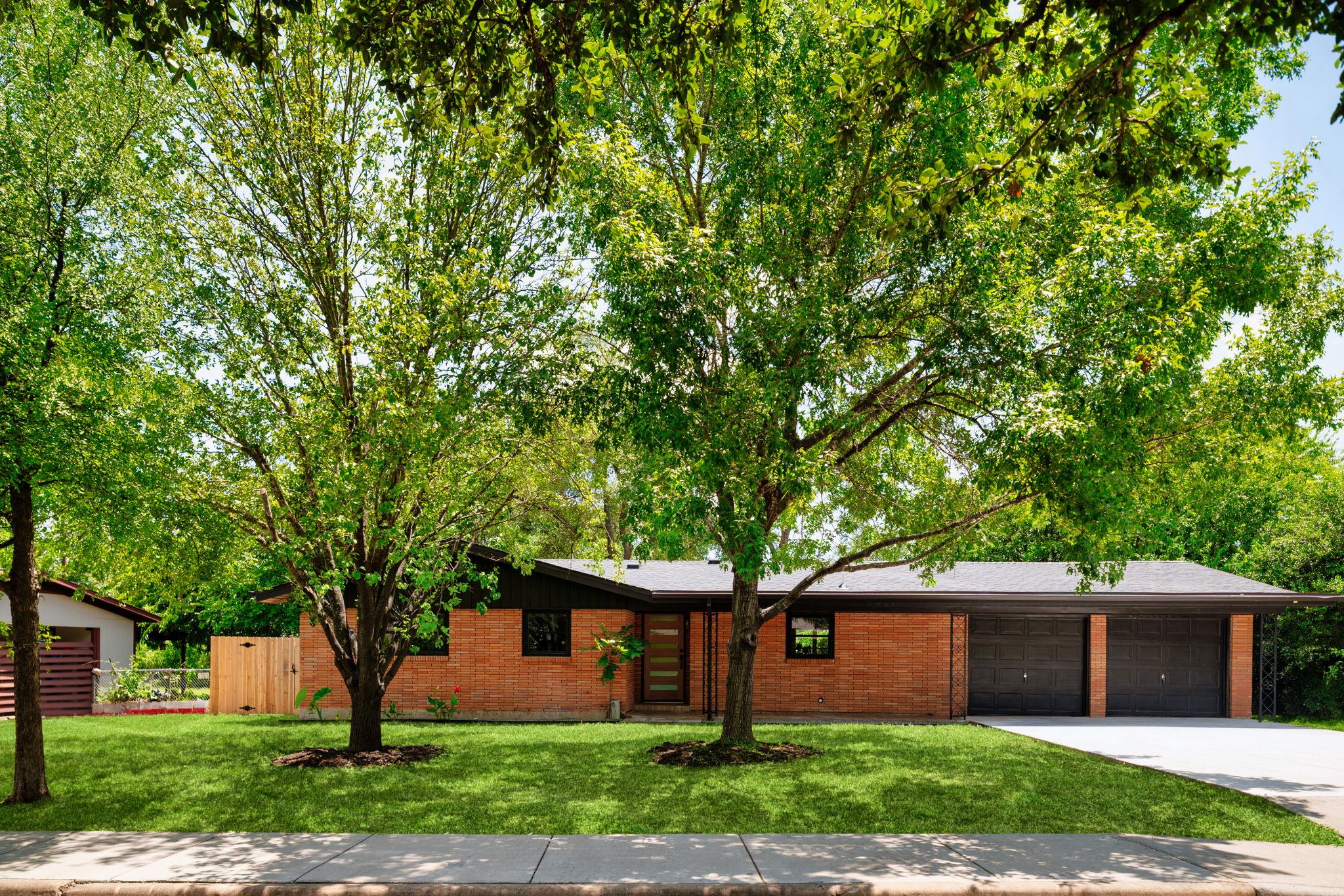 1405 Ridgehaven Dr Property Photo 1
