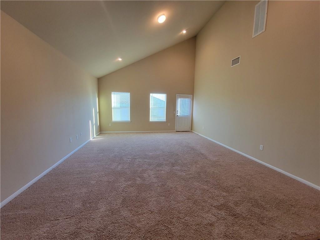 408 Luna Vista Dr Property Photo 6