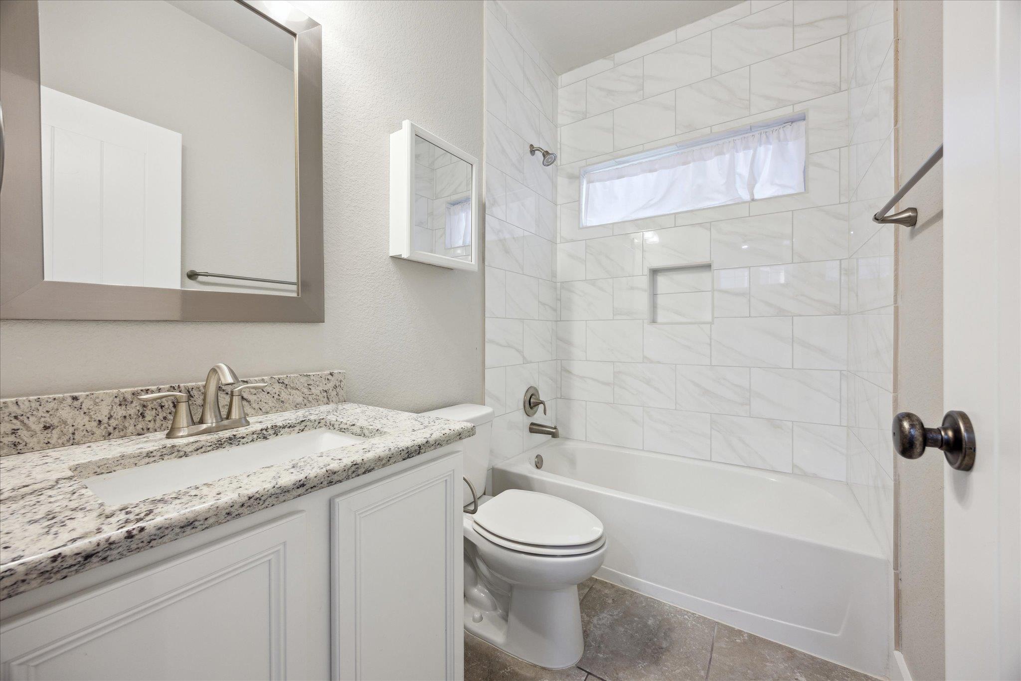 7508 Pantherpaw St Property Photo 14