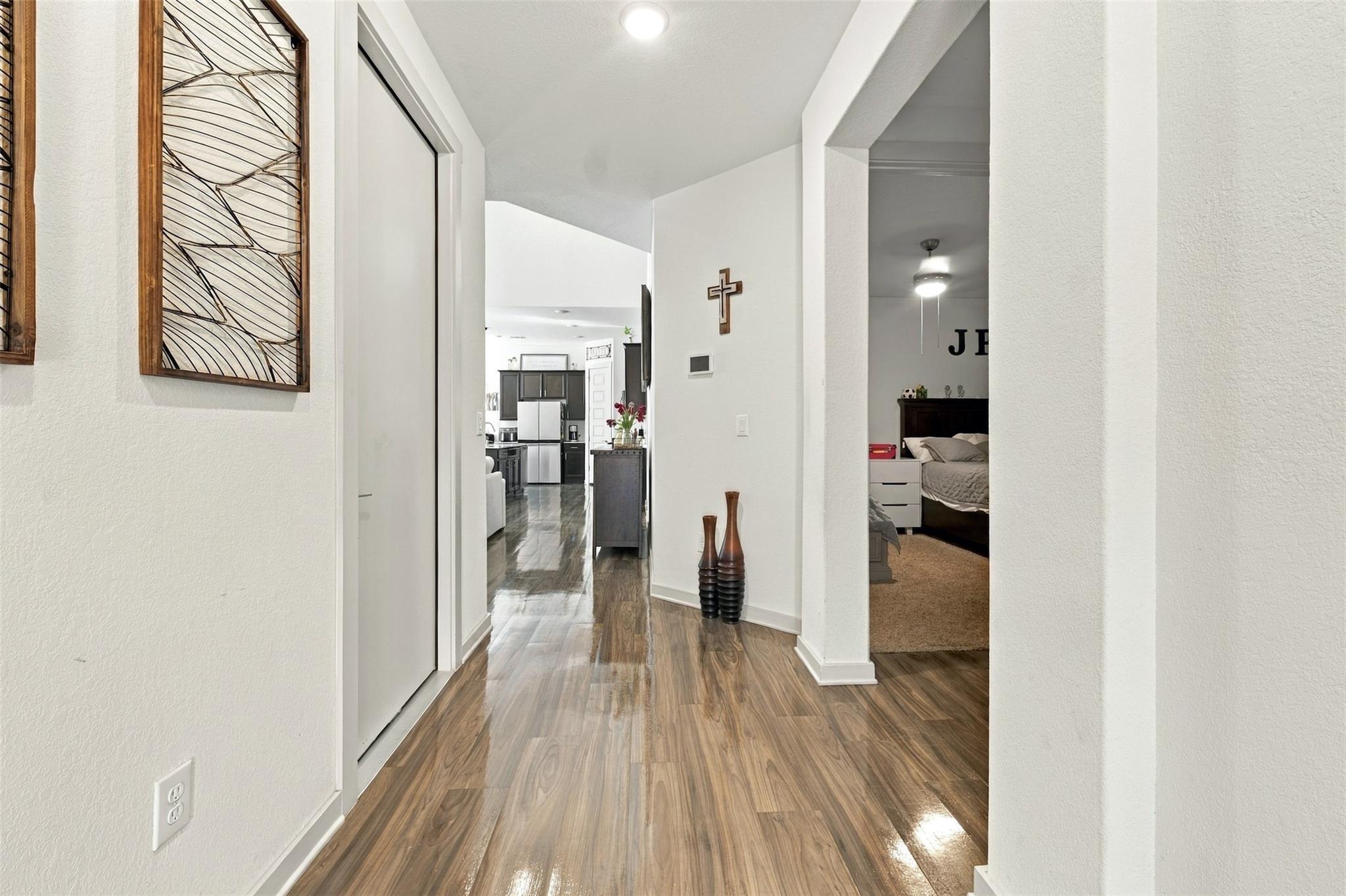 2405 Gabriels Horn Rd Property Photo 4