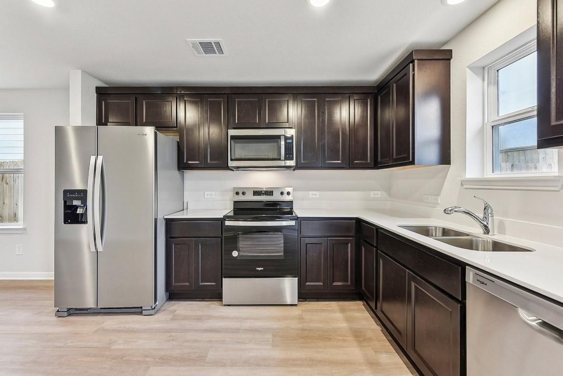 1133 Wild Leaf Way Property Photo 2