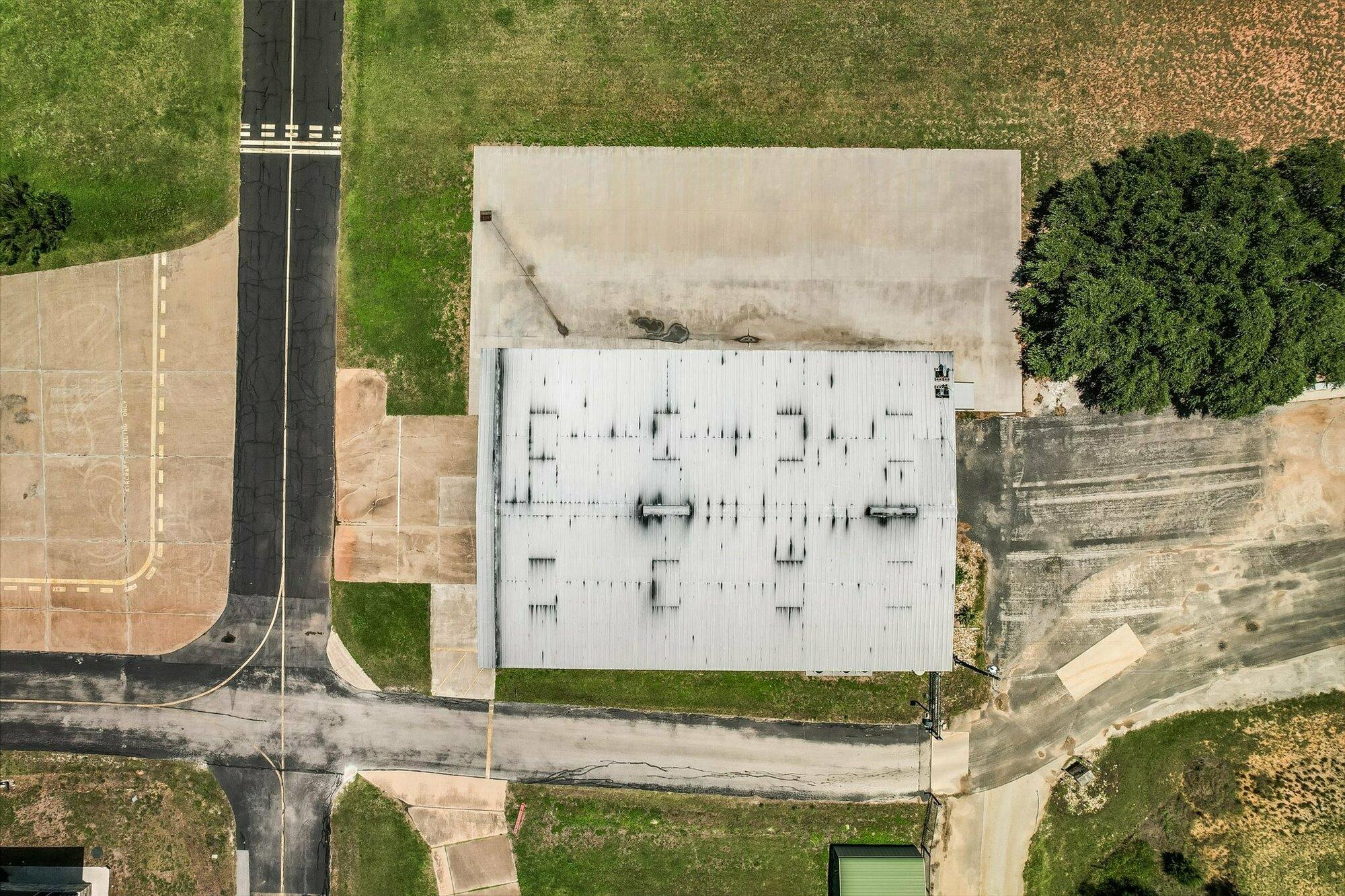 101 Piper Ln Property Photo 5