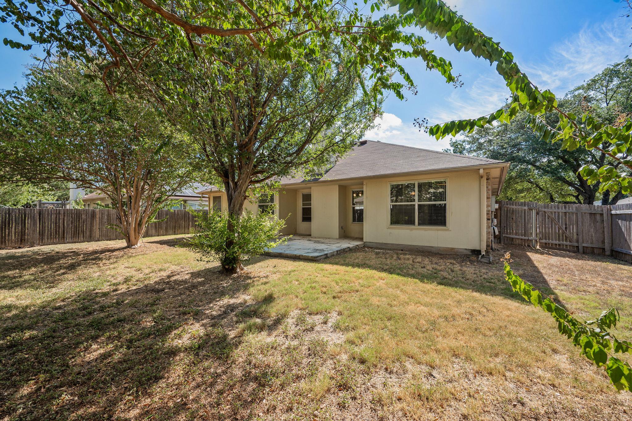 1406 Pigeon View St Property Photo 22
