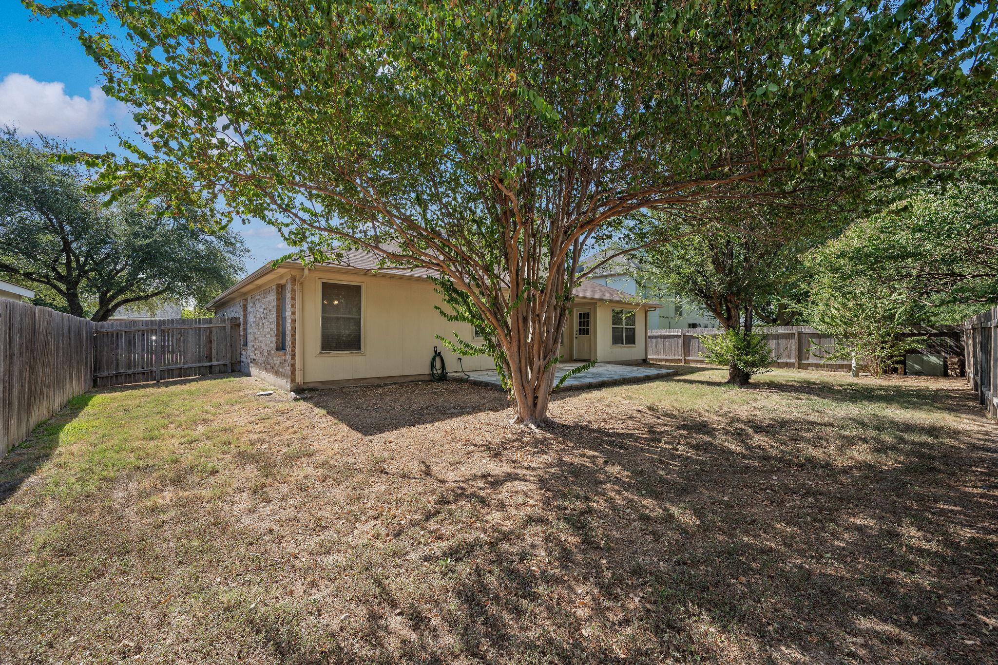 1406 Pigeon View St Property Photo 24