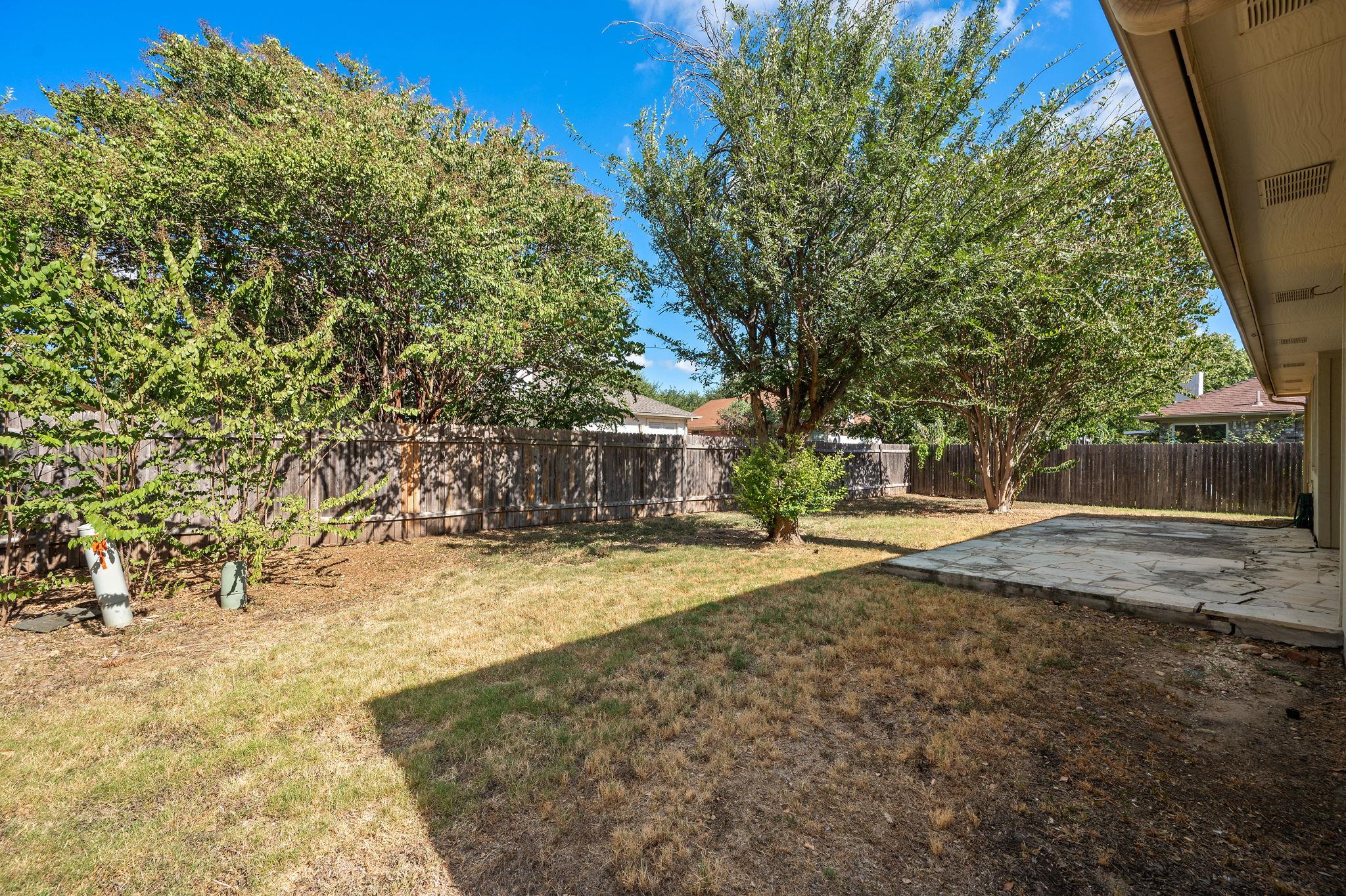 1406 Pigeon View St Property Photo 28