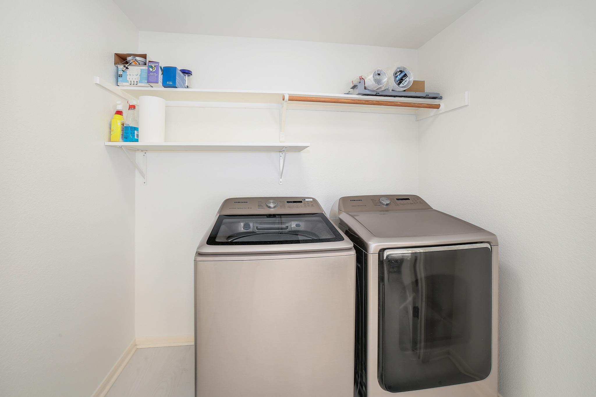 2023 Wood Glen Dr Property Photo 26