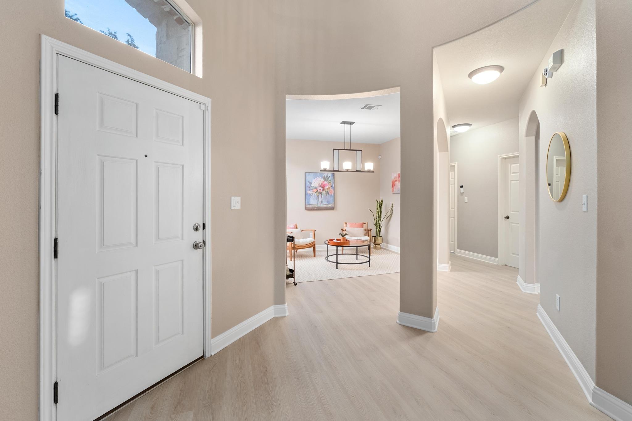 2409 Golden Gate Park Property Photo 6