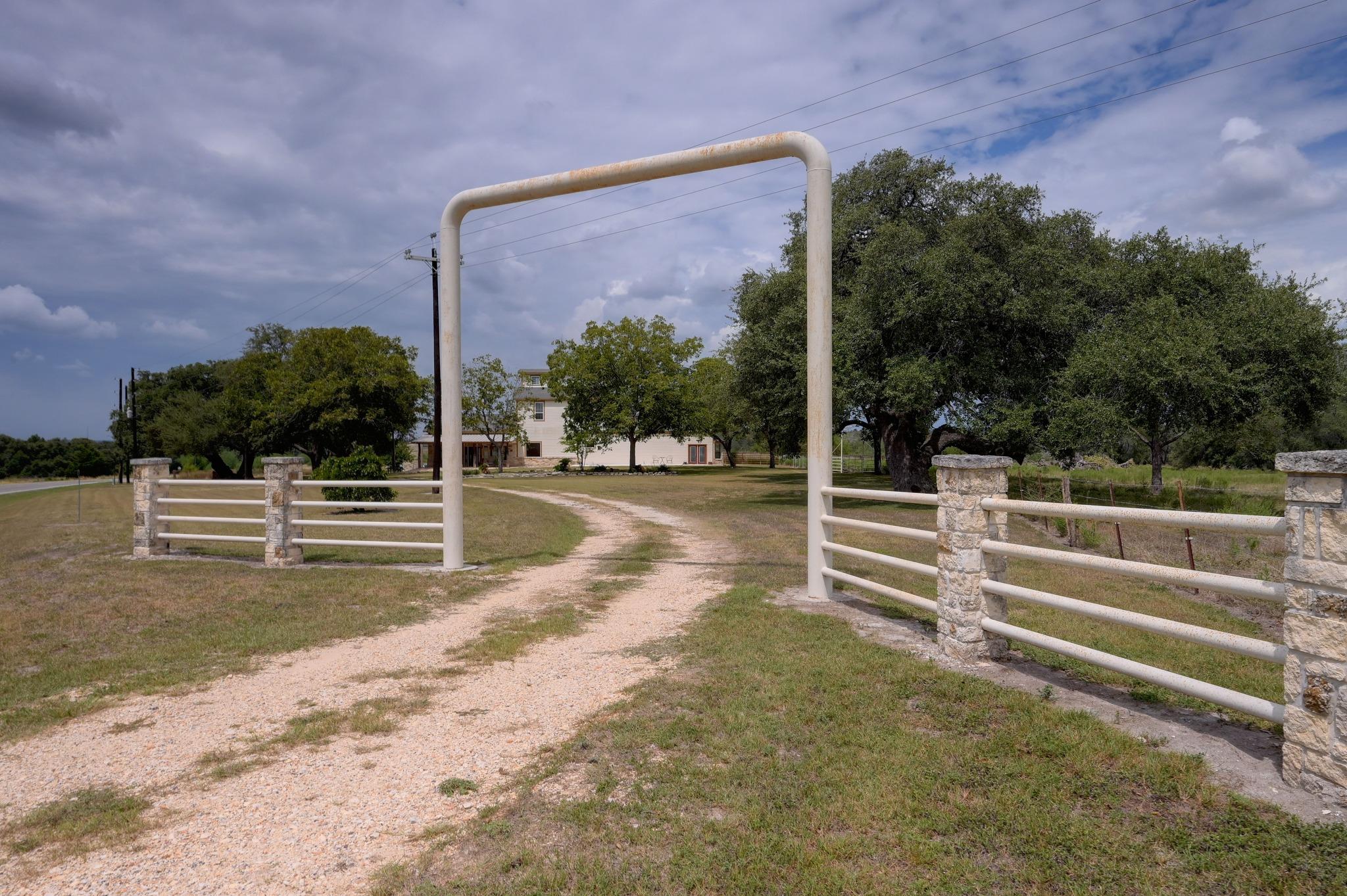 2410 Fm 1680 None Property Photo 2