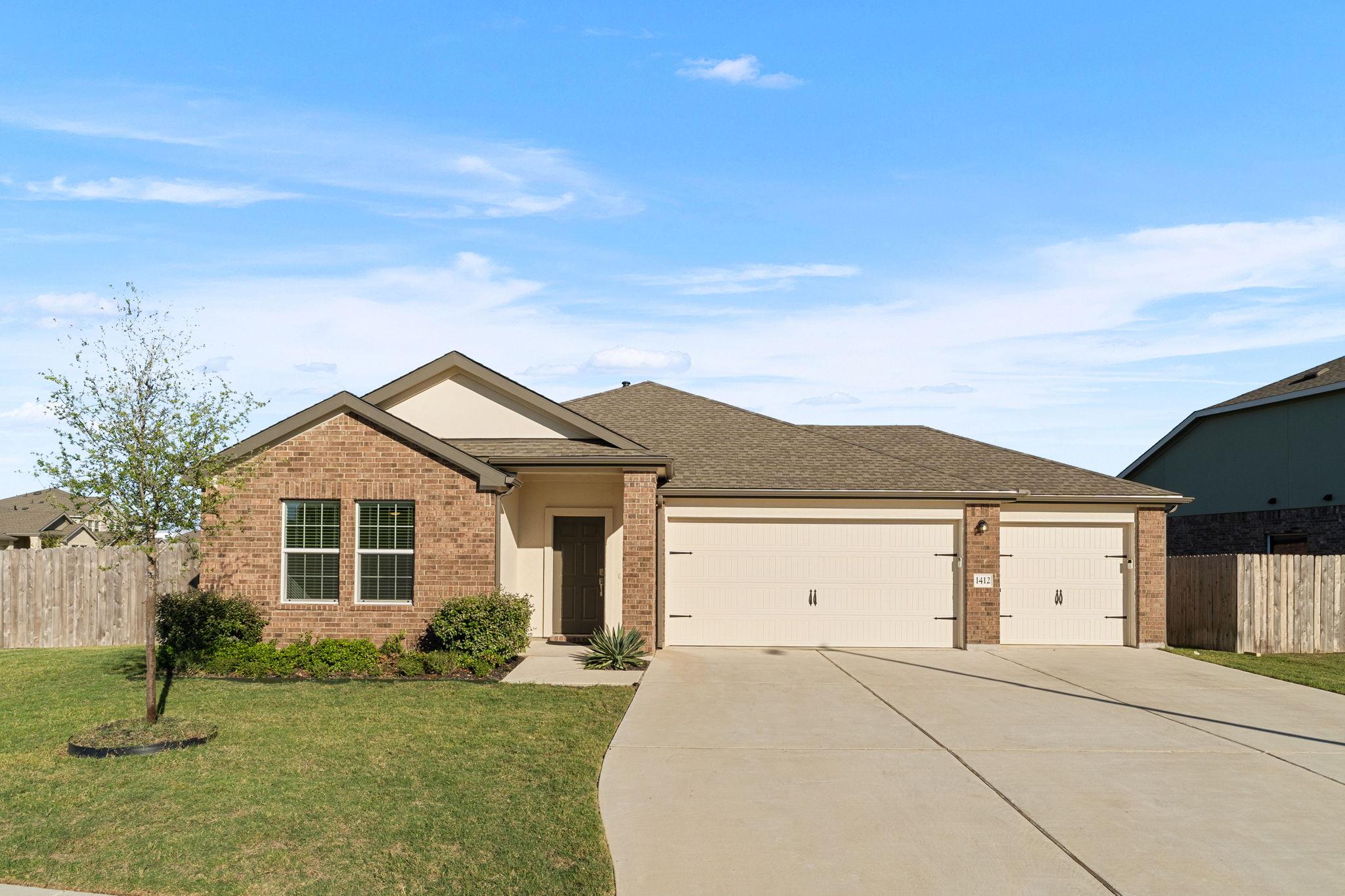 1412 Aquilla Dr Property Photo 1