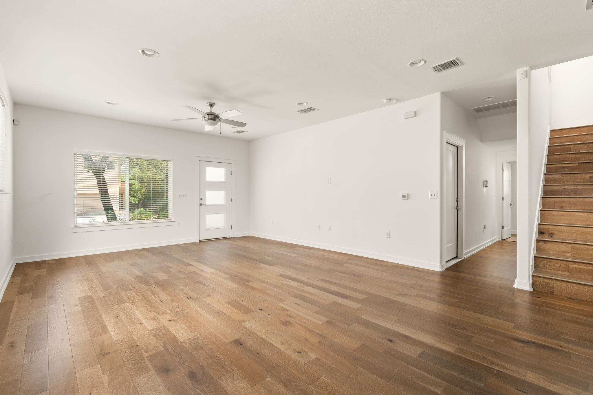 6800 Menchaca Rd #9 Property Photo 6