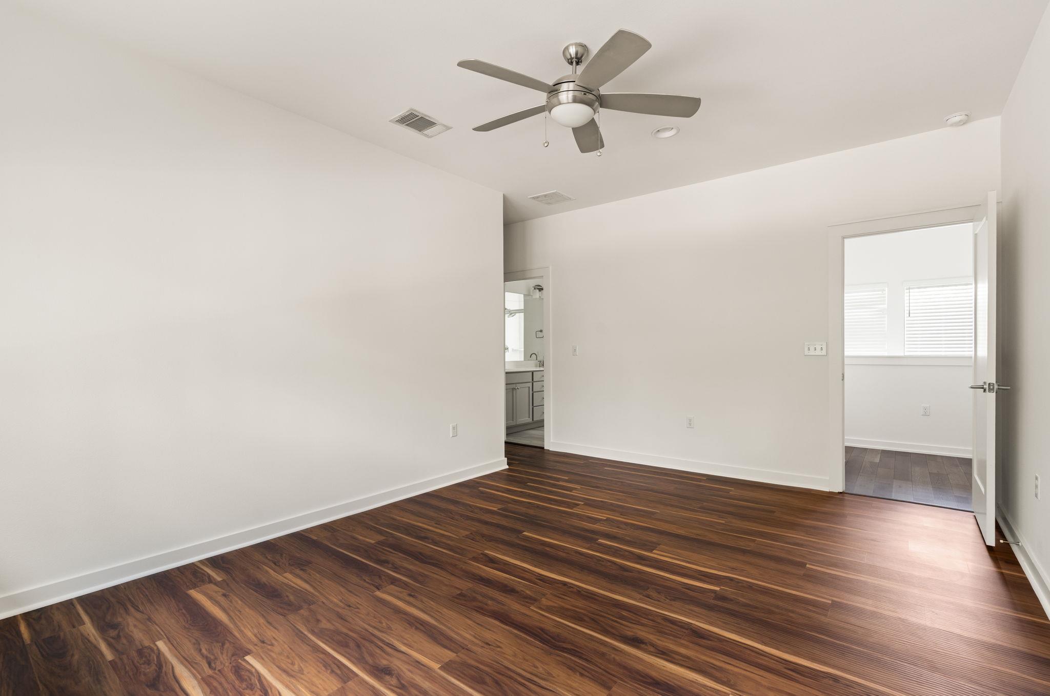 6800 Menchaca Rd #9 Property Photo 11
