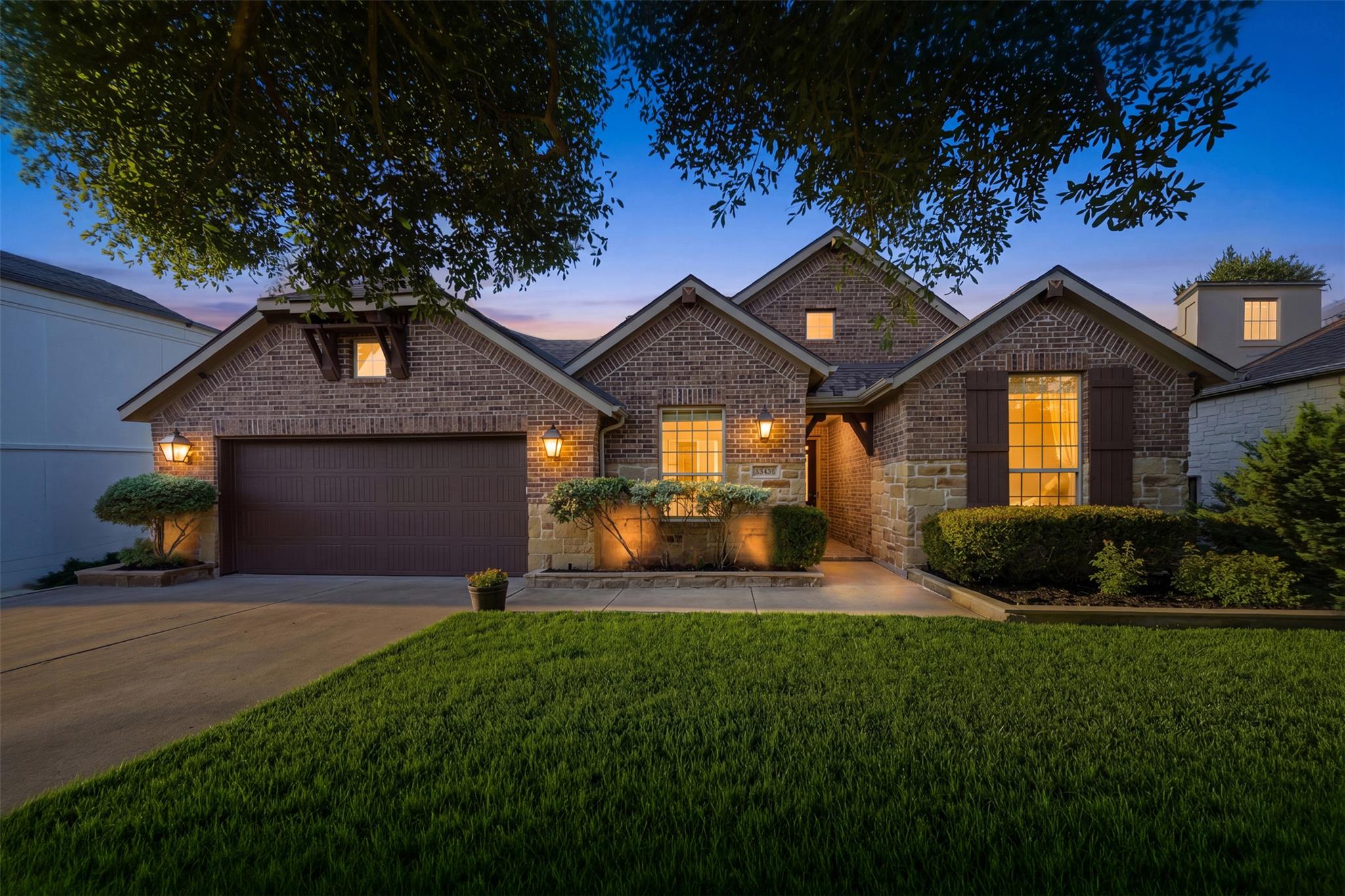 2309 Belen Dr Property Photo 2