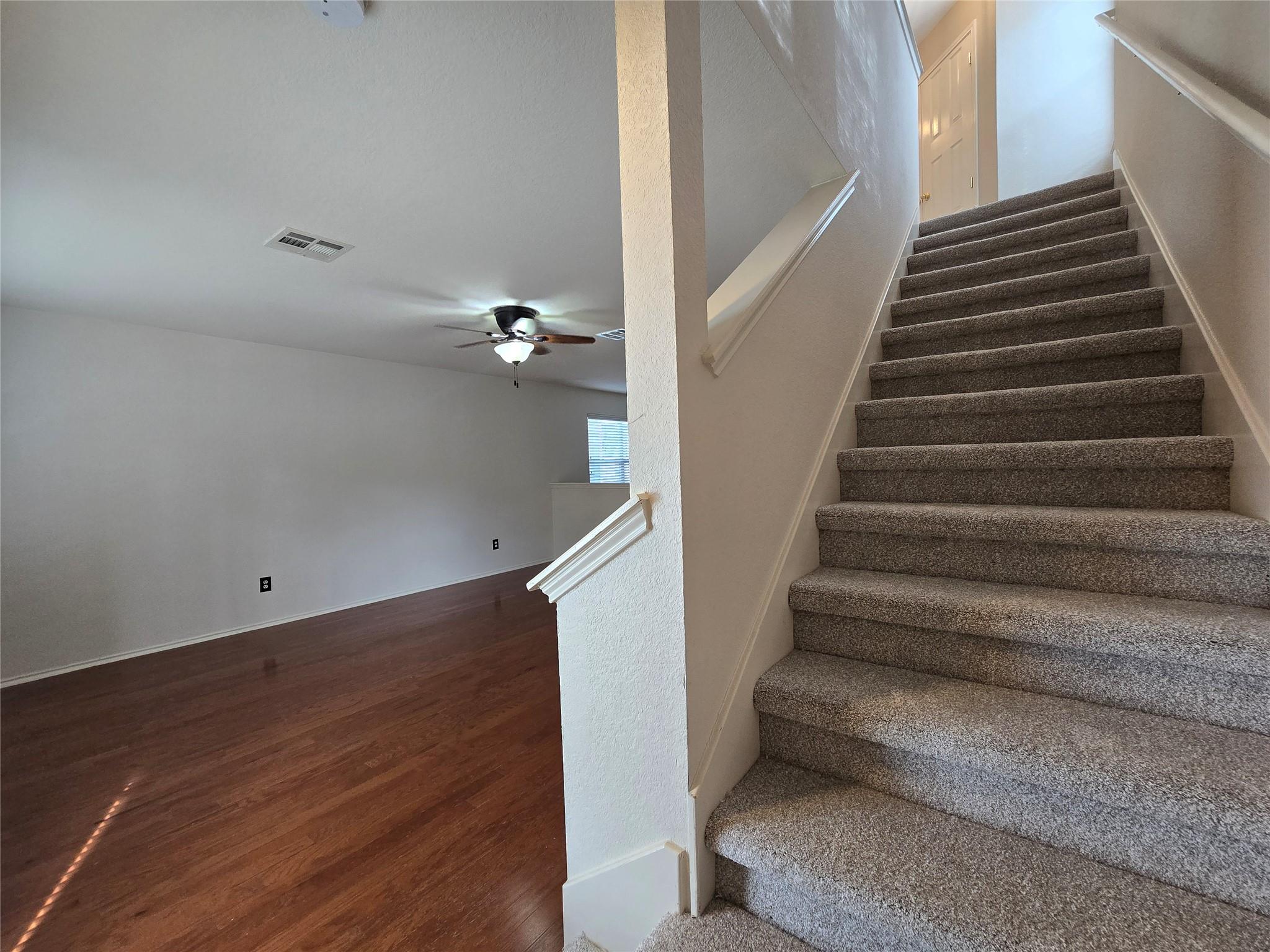 601 Cherry Creek Dr #4 Property Photo 10