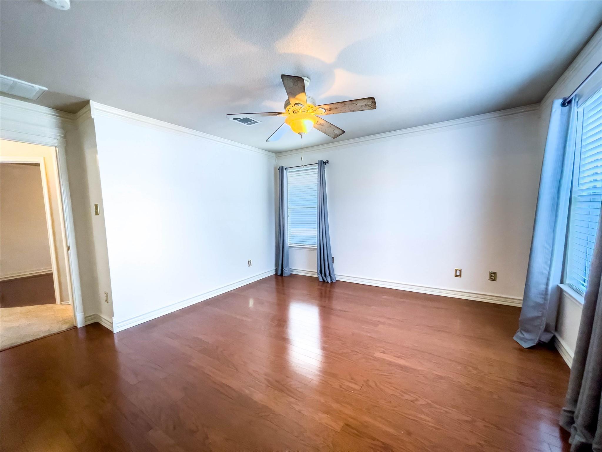 601 Cherry Creek Dr #4 Property Photo 16
