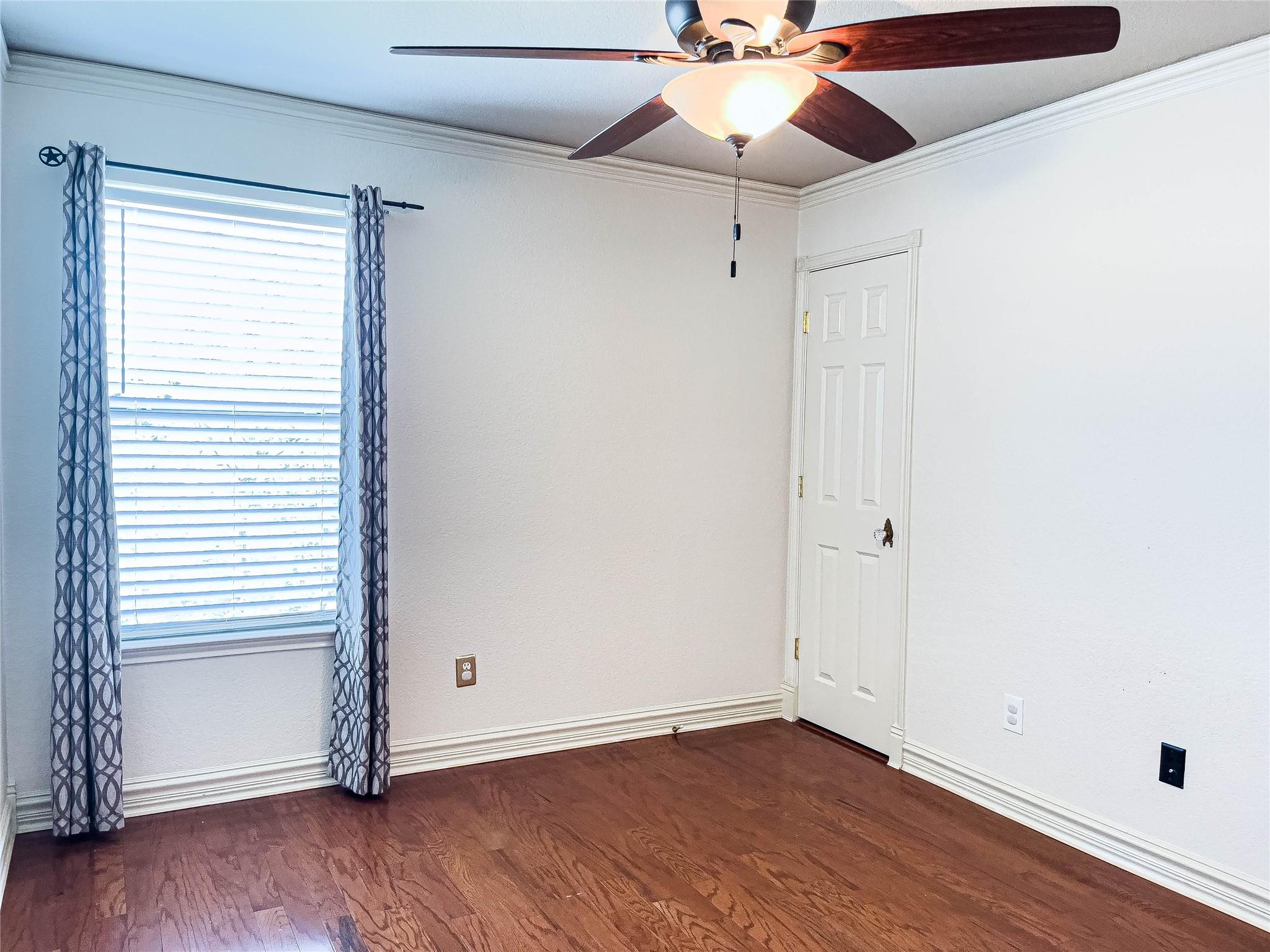 601 Cherry Creek Dr #4 Property Photo 17