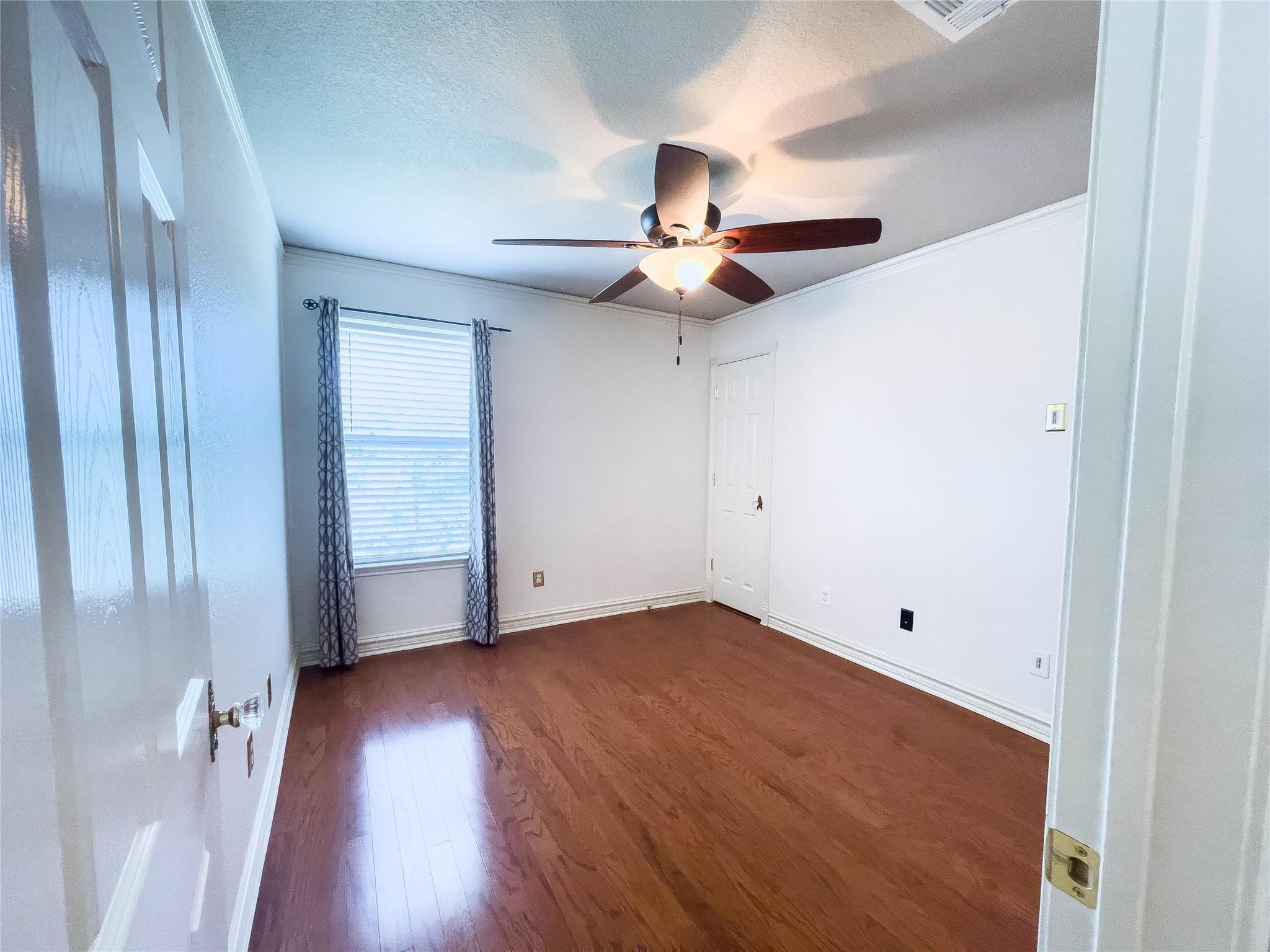 601 Cherry Creek Dr #4 Property Photo 18