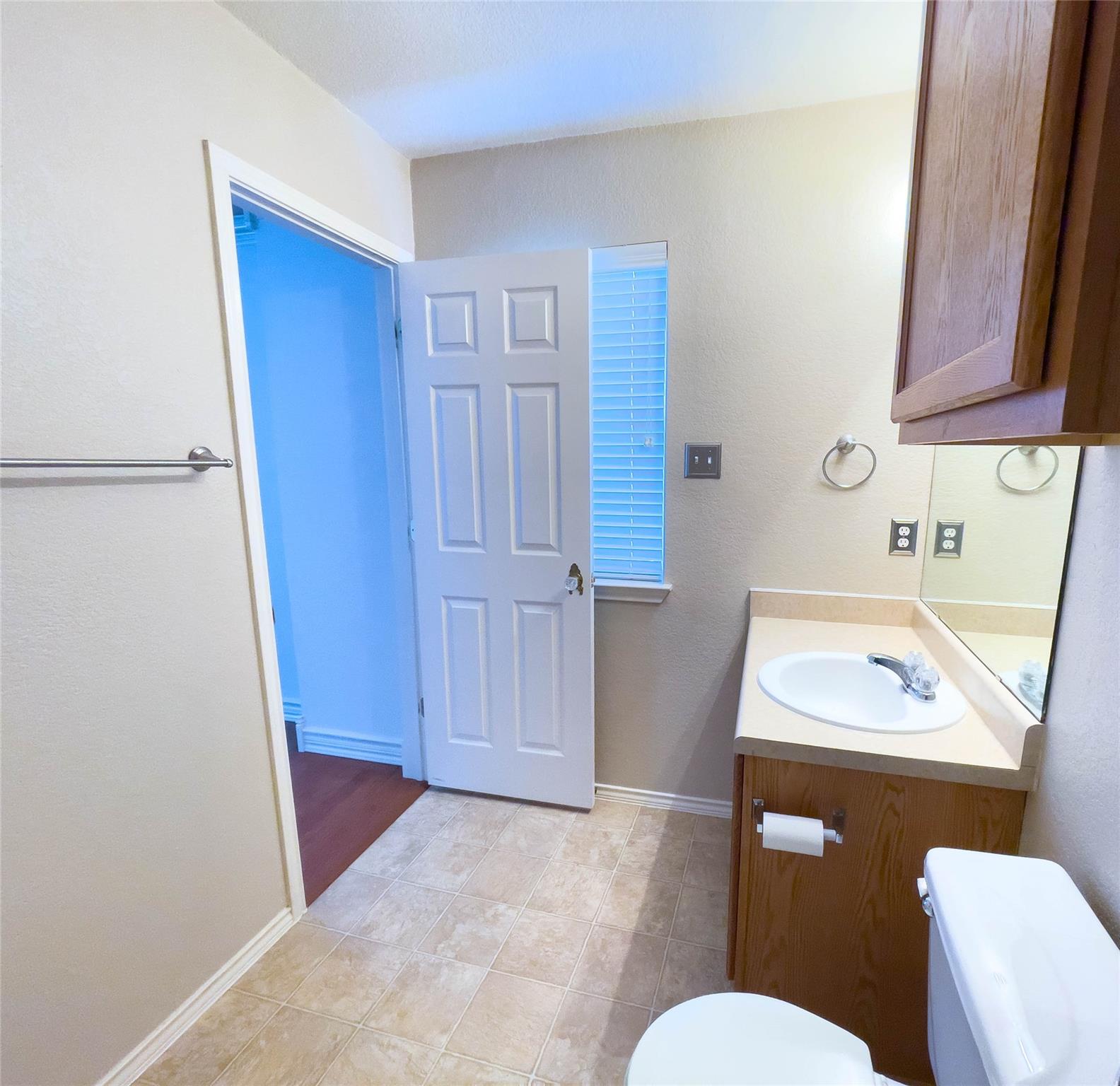 601 Cherry Creek Dr #4 Property Photo 25