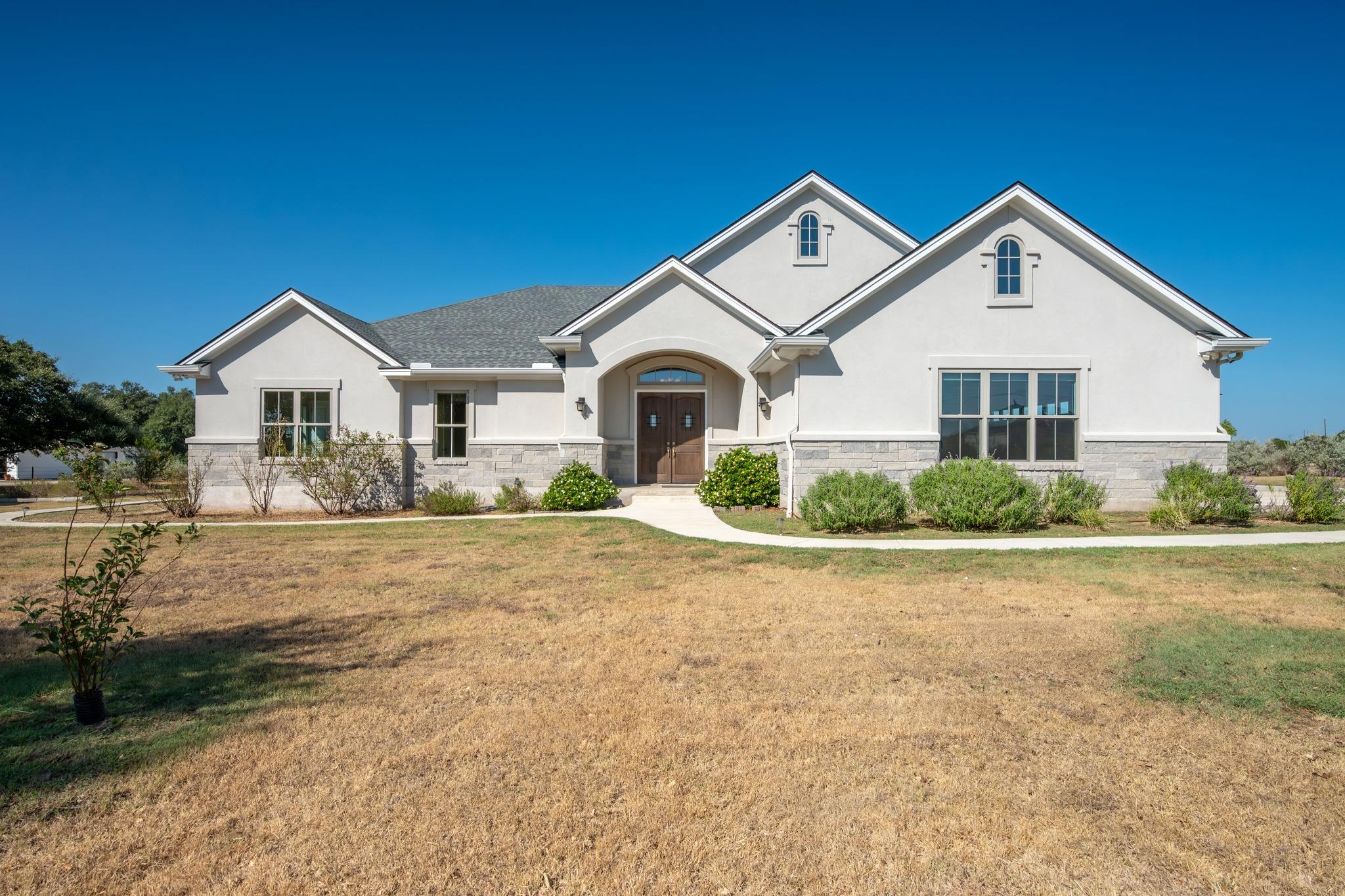163 Floyds Run Property Photo 1