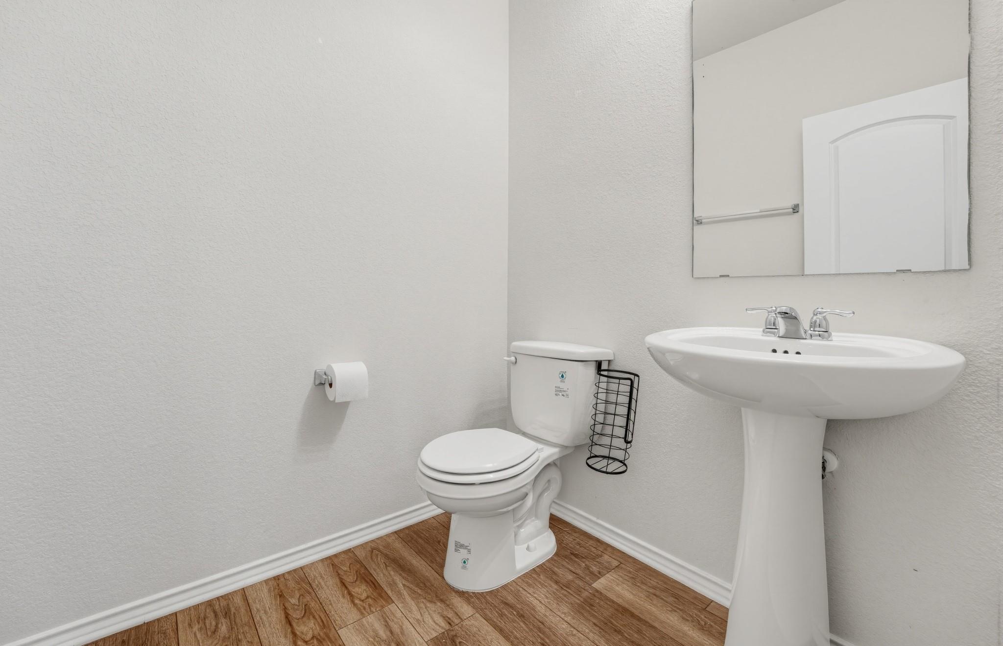 400 Bedford Falls Ln Property Photo 16