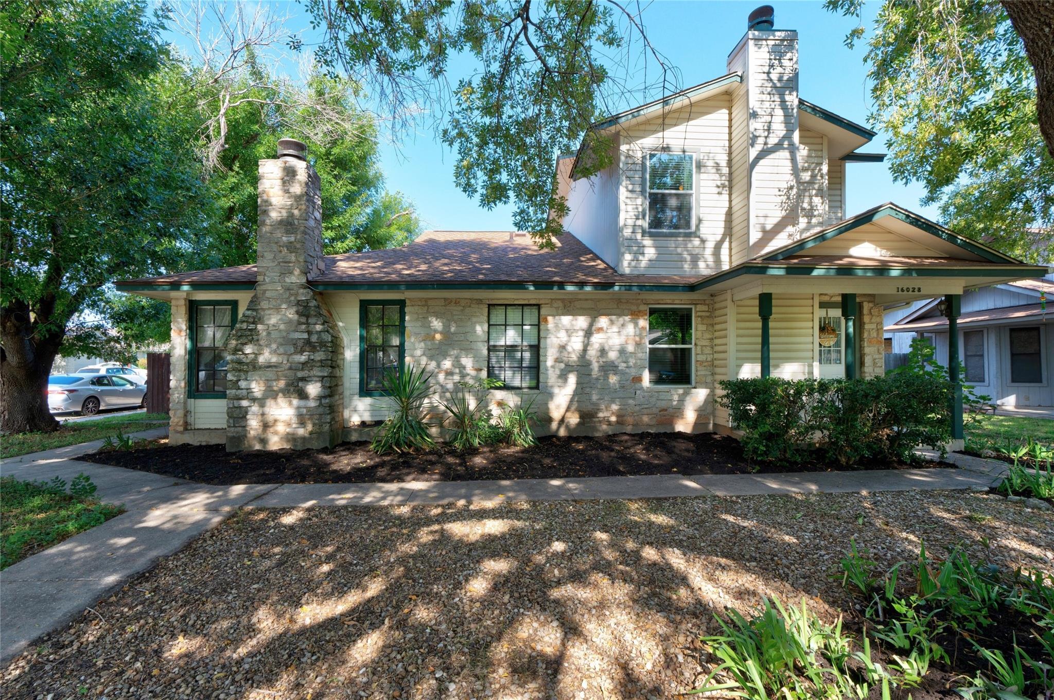 16028 Stoneham Cir Property Photo 1