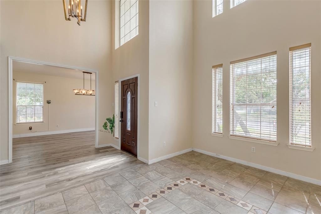 12601 Duckcreek Ct Property Photo 3
