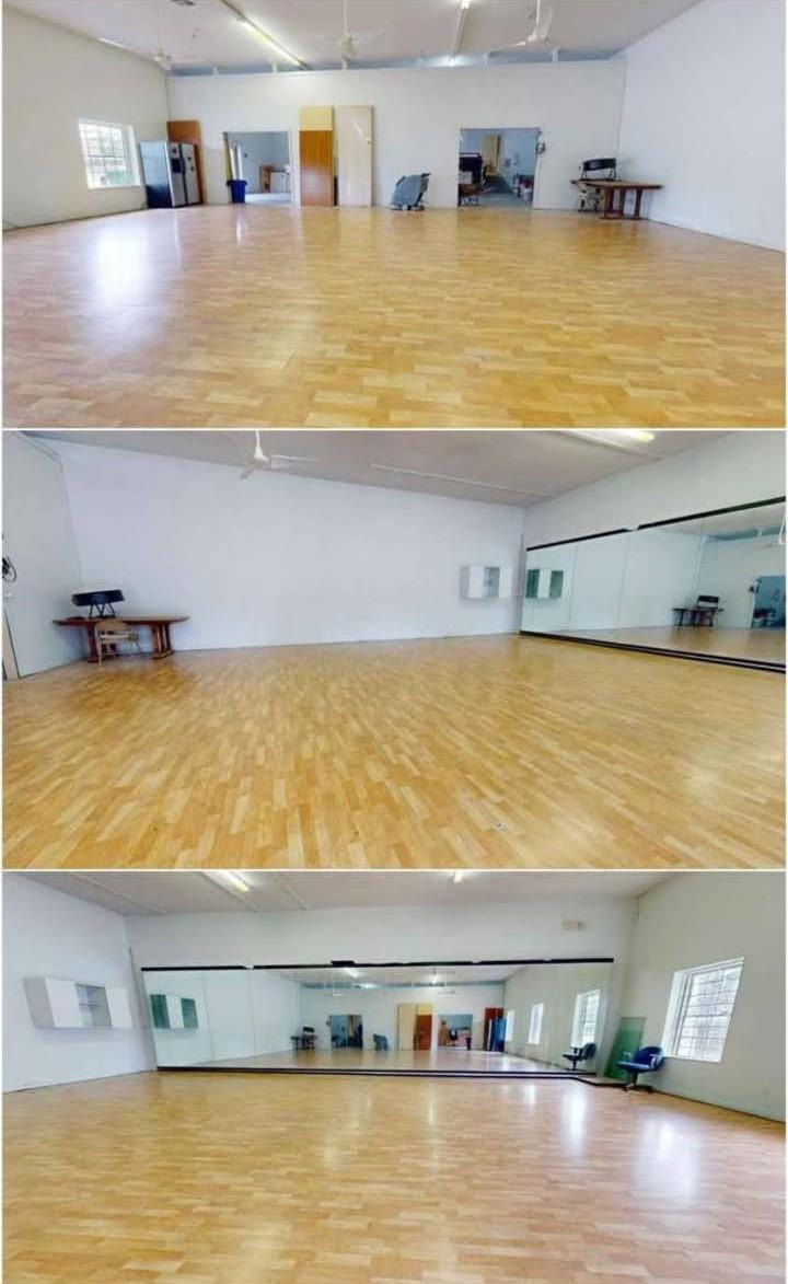 501 W 2nd St Property Photo 2