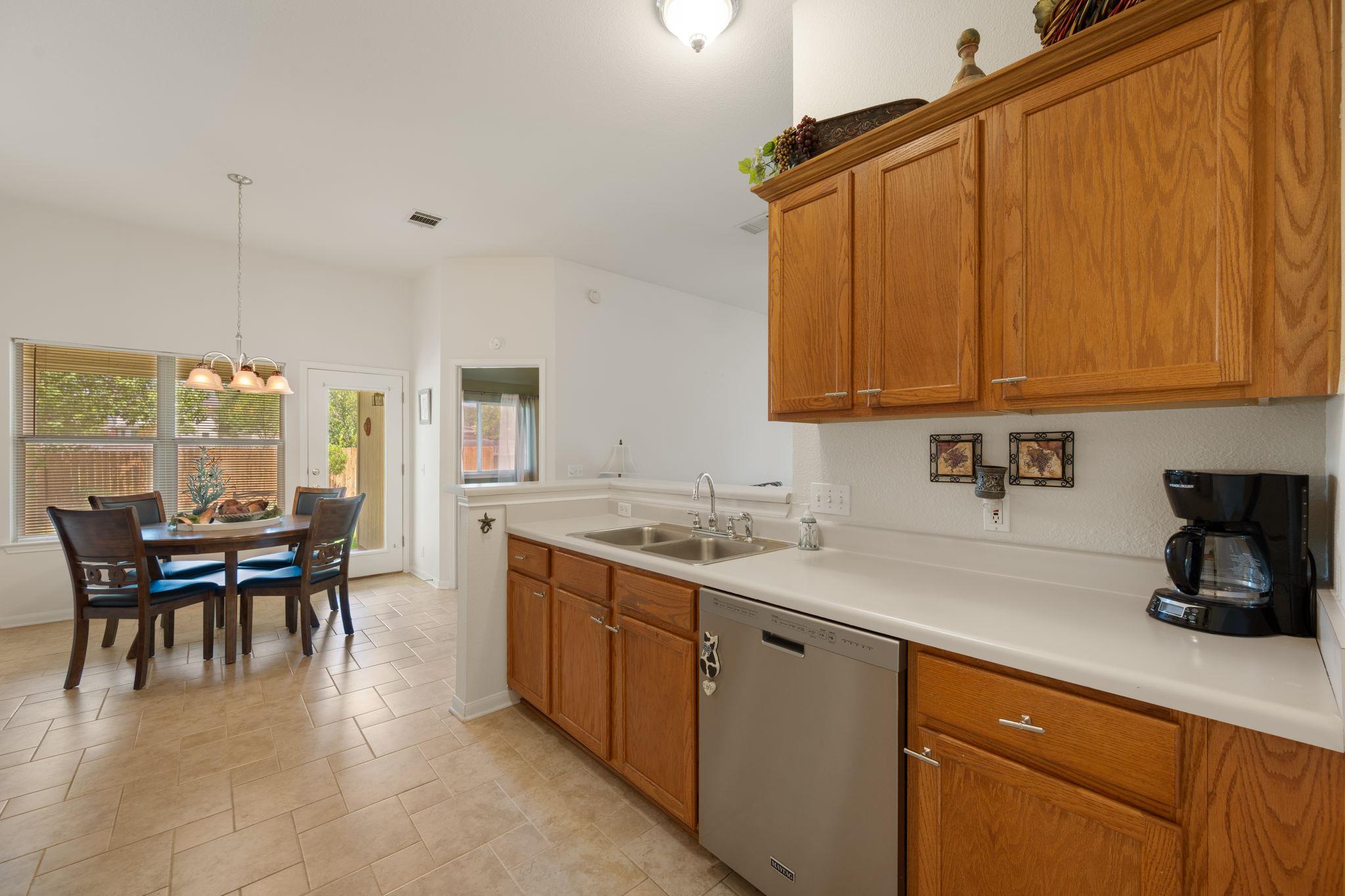 21402 Derby Day Ave Property Photo 11