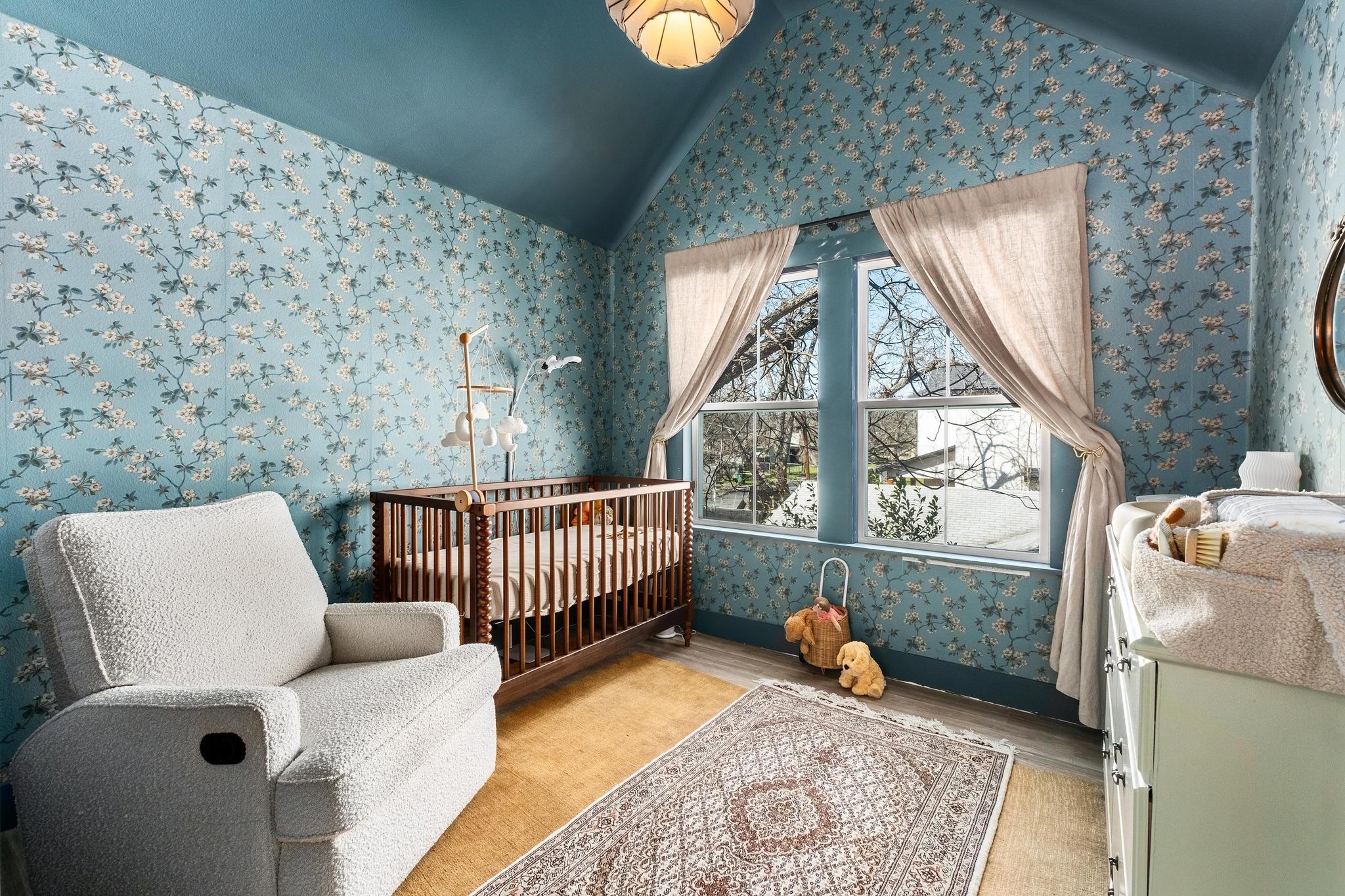 3302 Thompson St #1 Property Photo 24