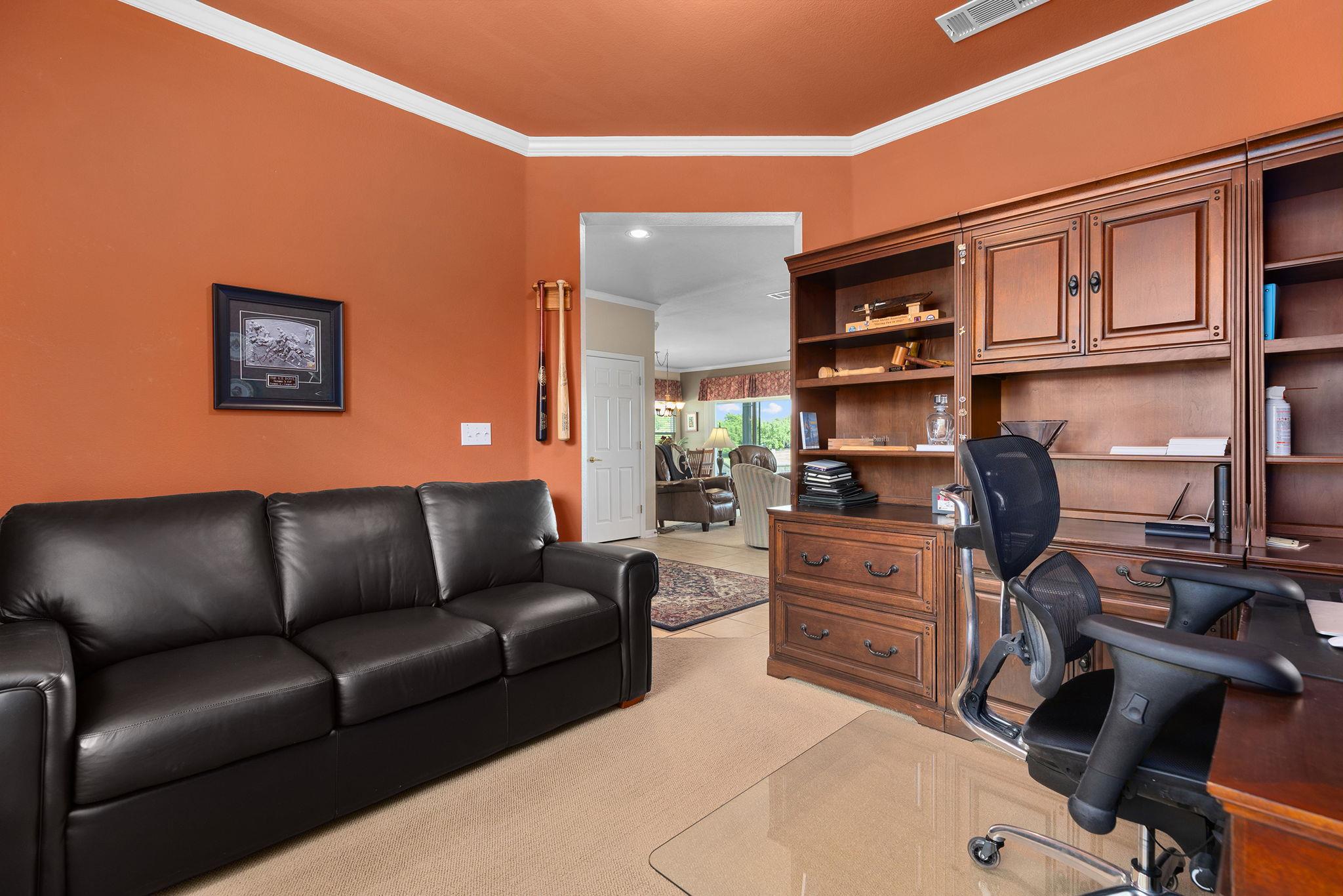 108 Chuckwagon Trl Property Photo 16